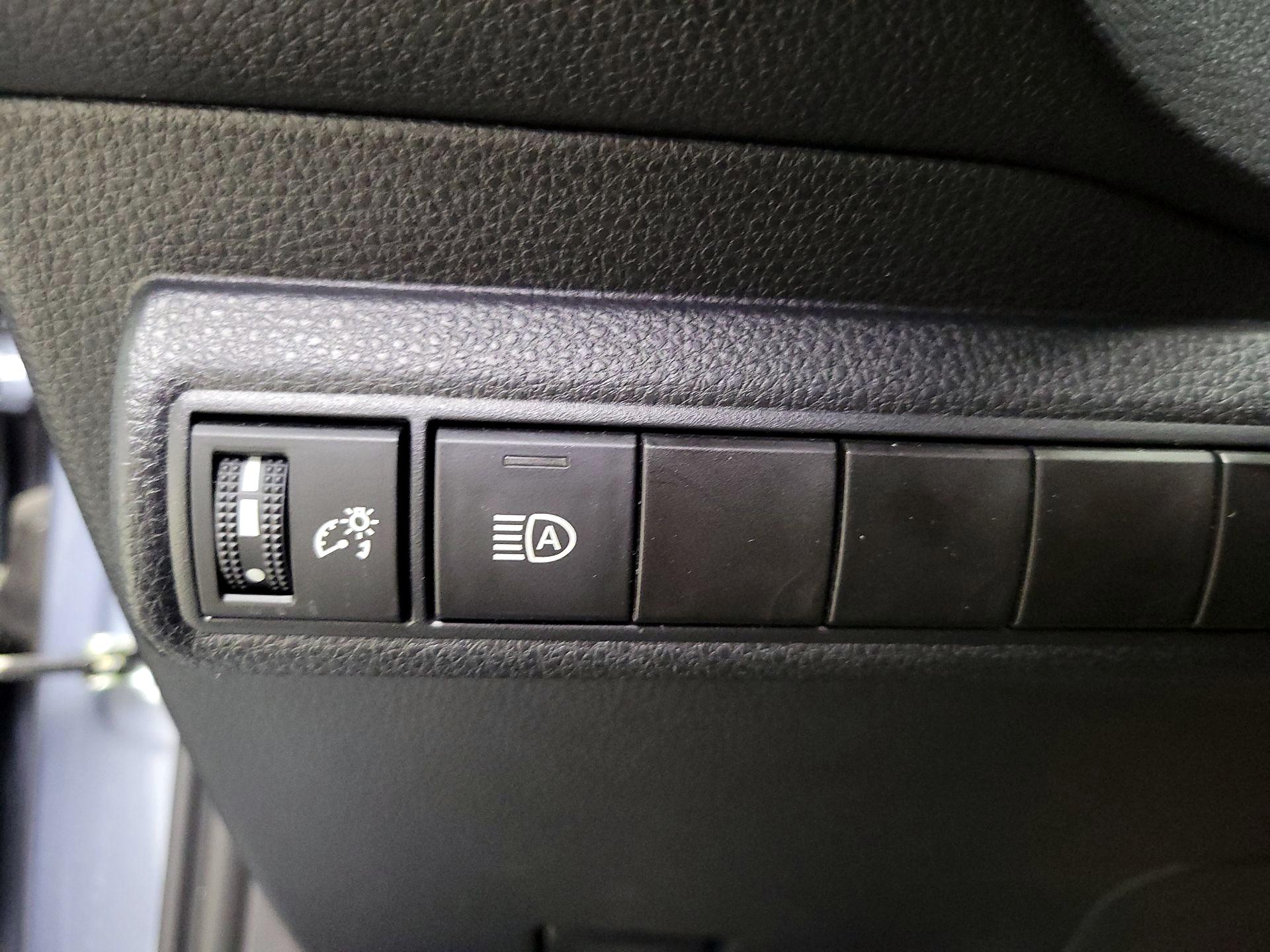 Thumbnail: 2024 Toyota Corolla - 13