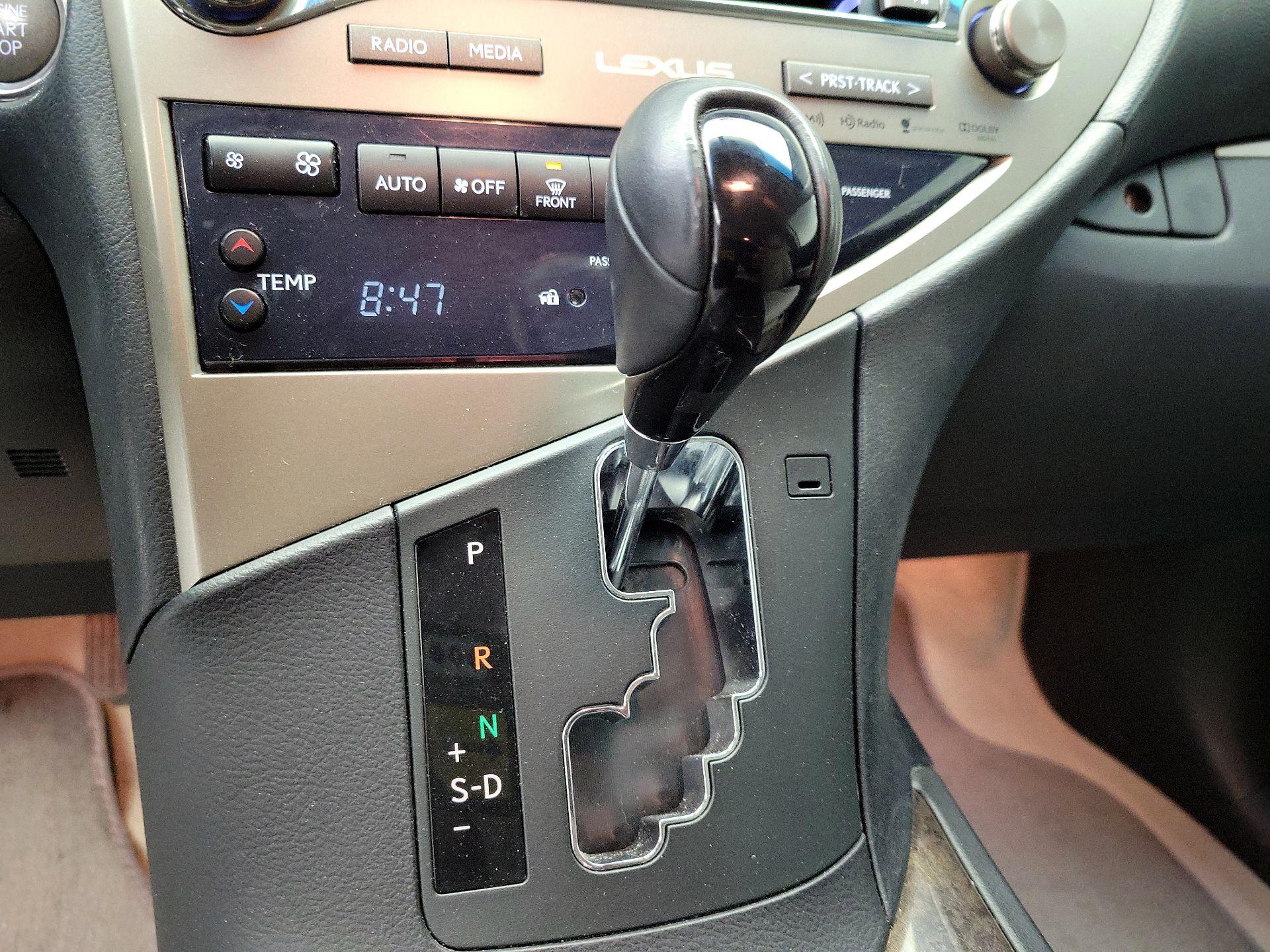 Thumbnail: 2015 Lexus RX - 16