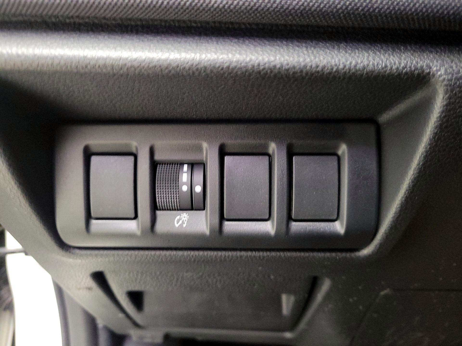 Thumbnail: 2022 Subaru Outback - 13