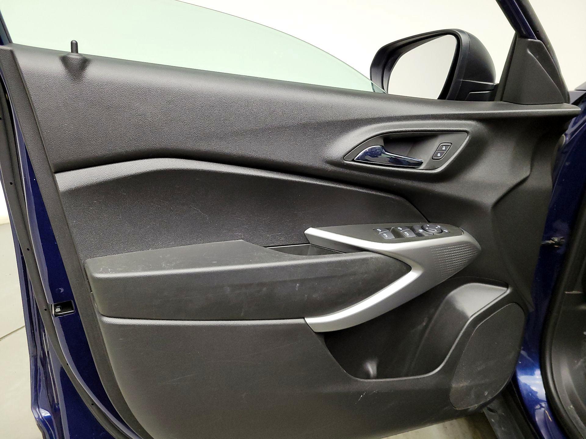 Thumbnail: 2024 Chevrolet Trax - 12