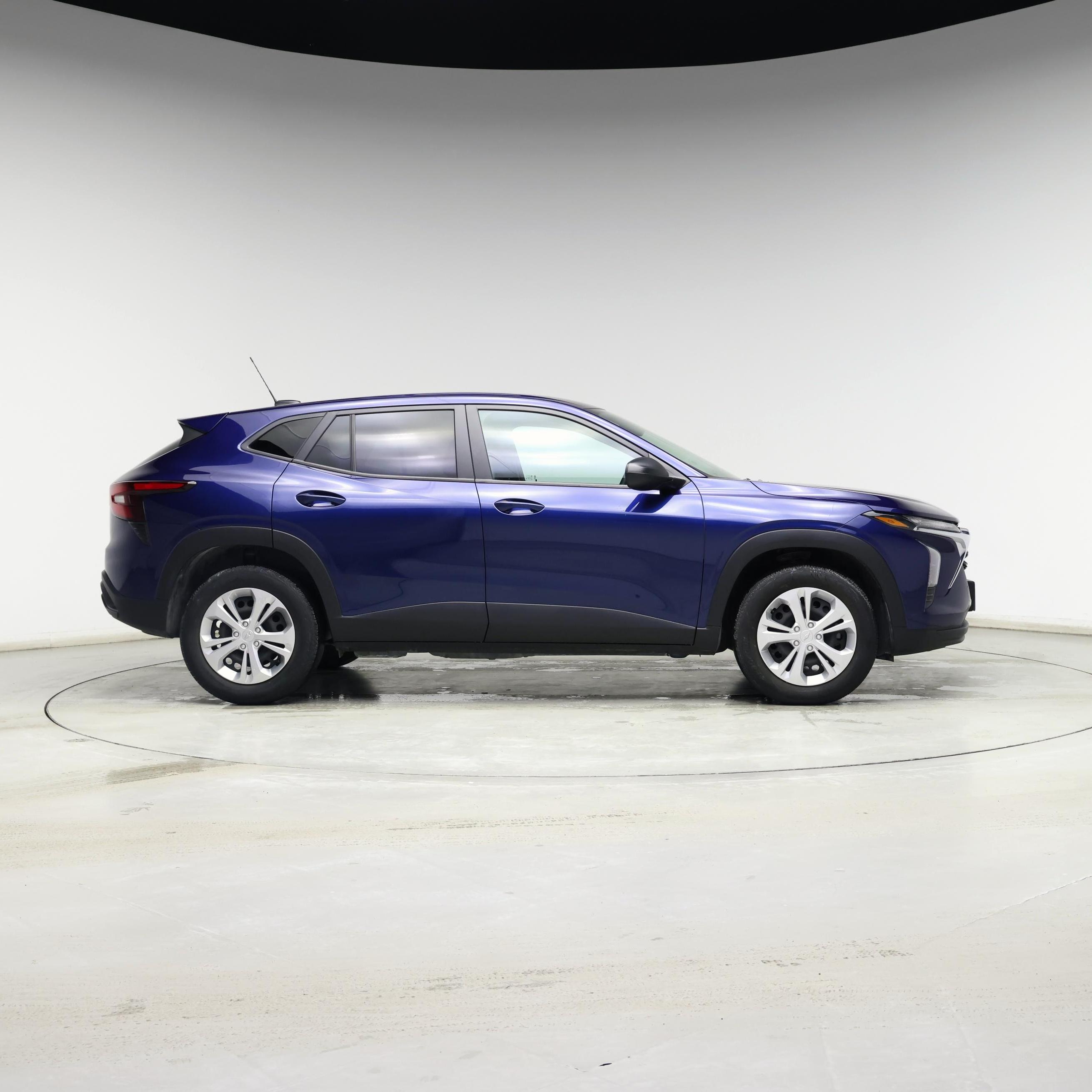 Thumbnail: 2024 Chevrolet Trax - 7