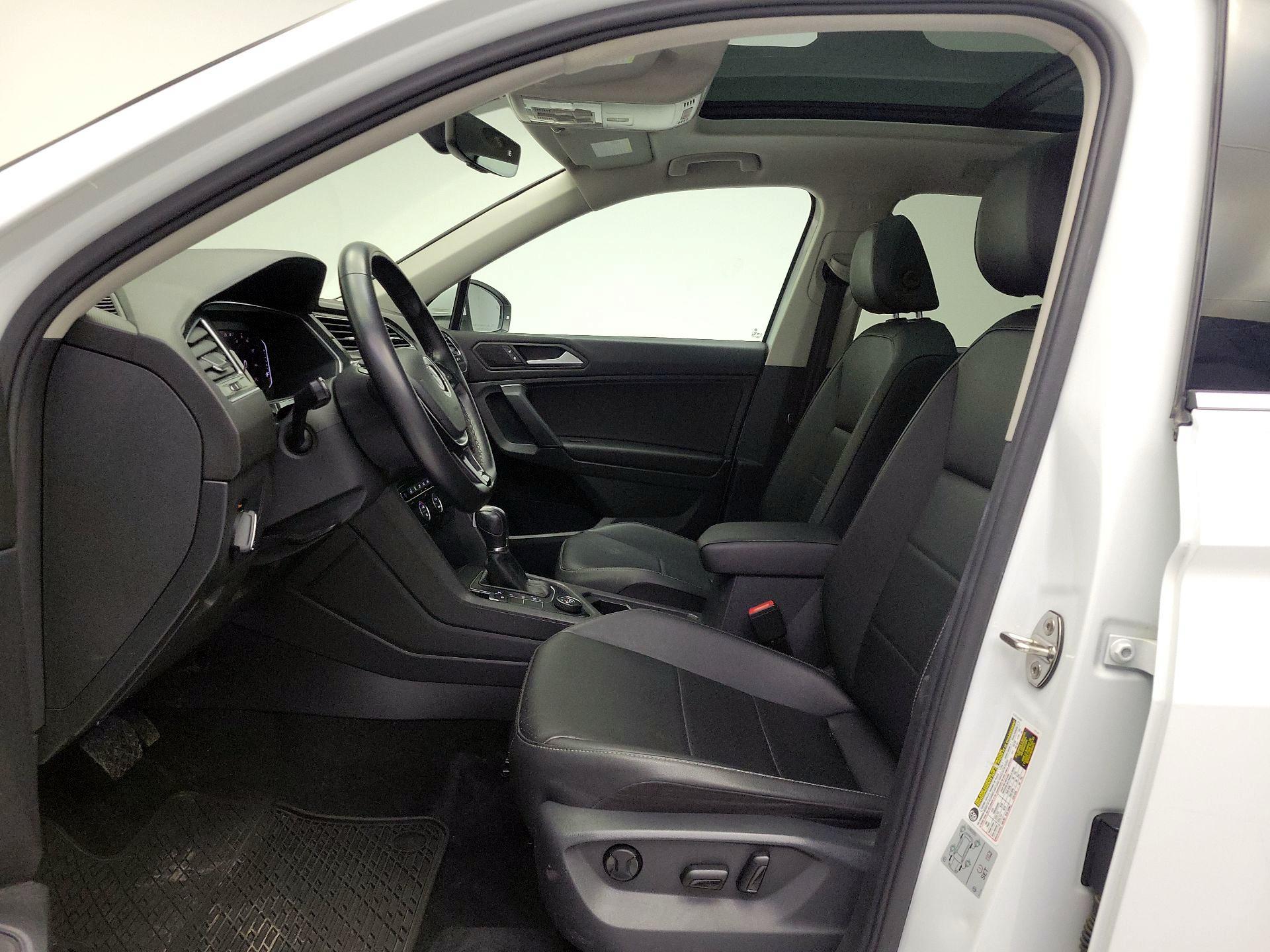 Thumbnail: 2019 Volkswagen Tiguan - 20