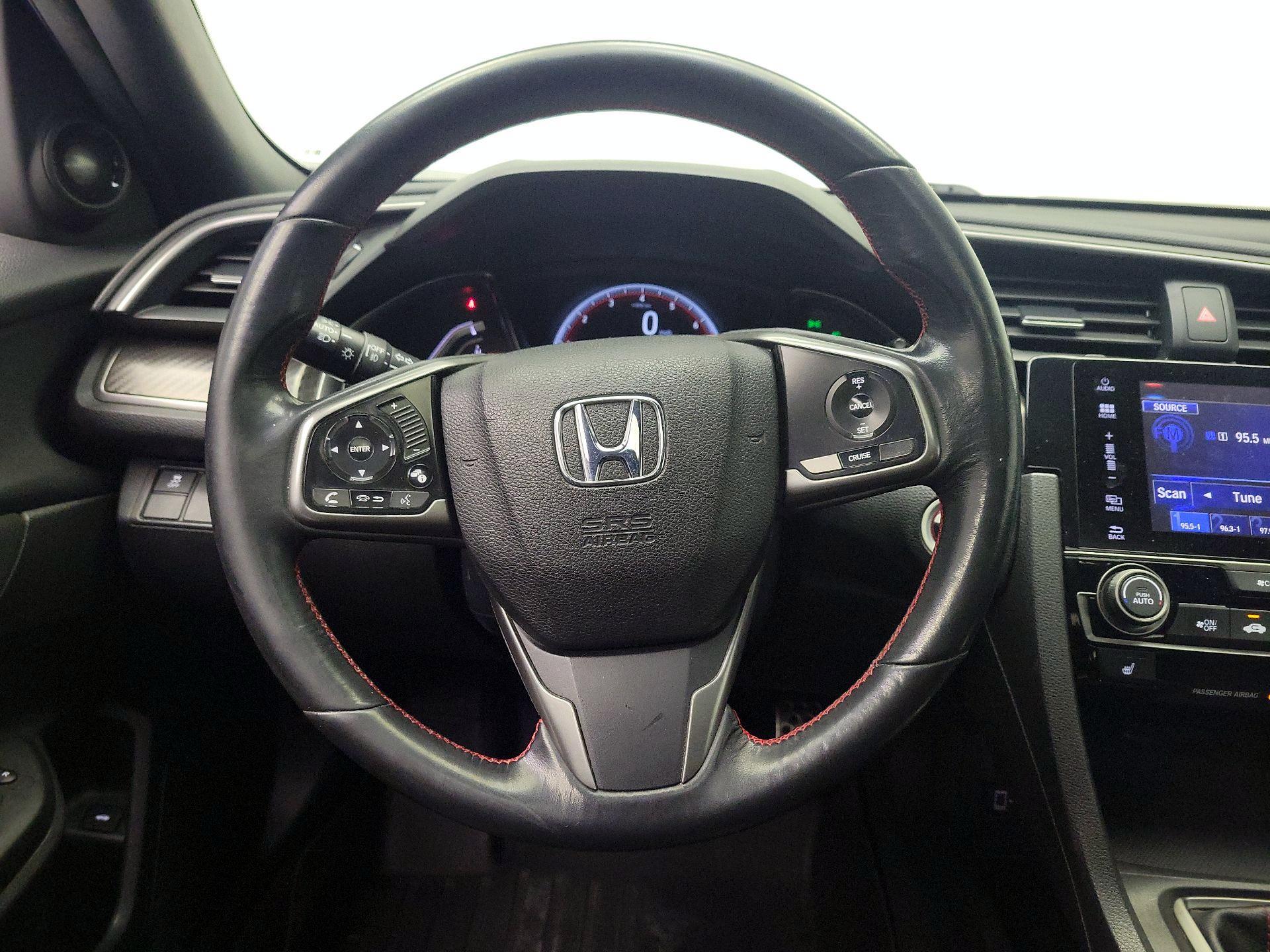 Thumbnail: 2017 Honda Civic - 10