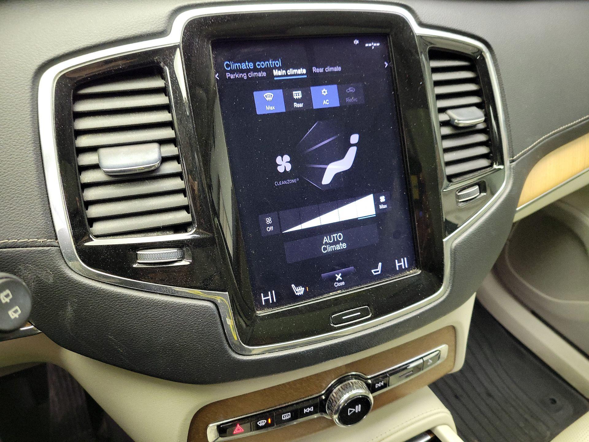 Thumbnail: 2019 Volvo XC90 - 16