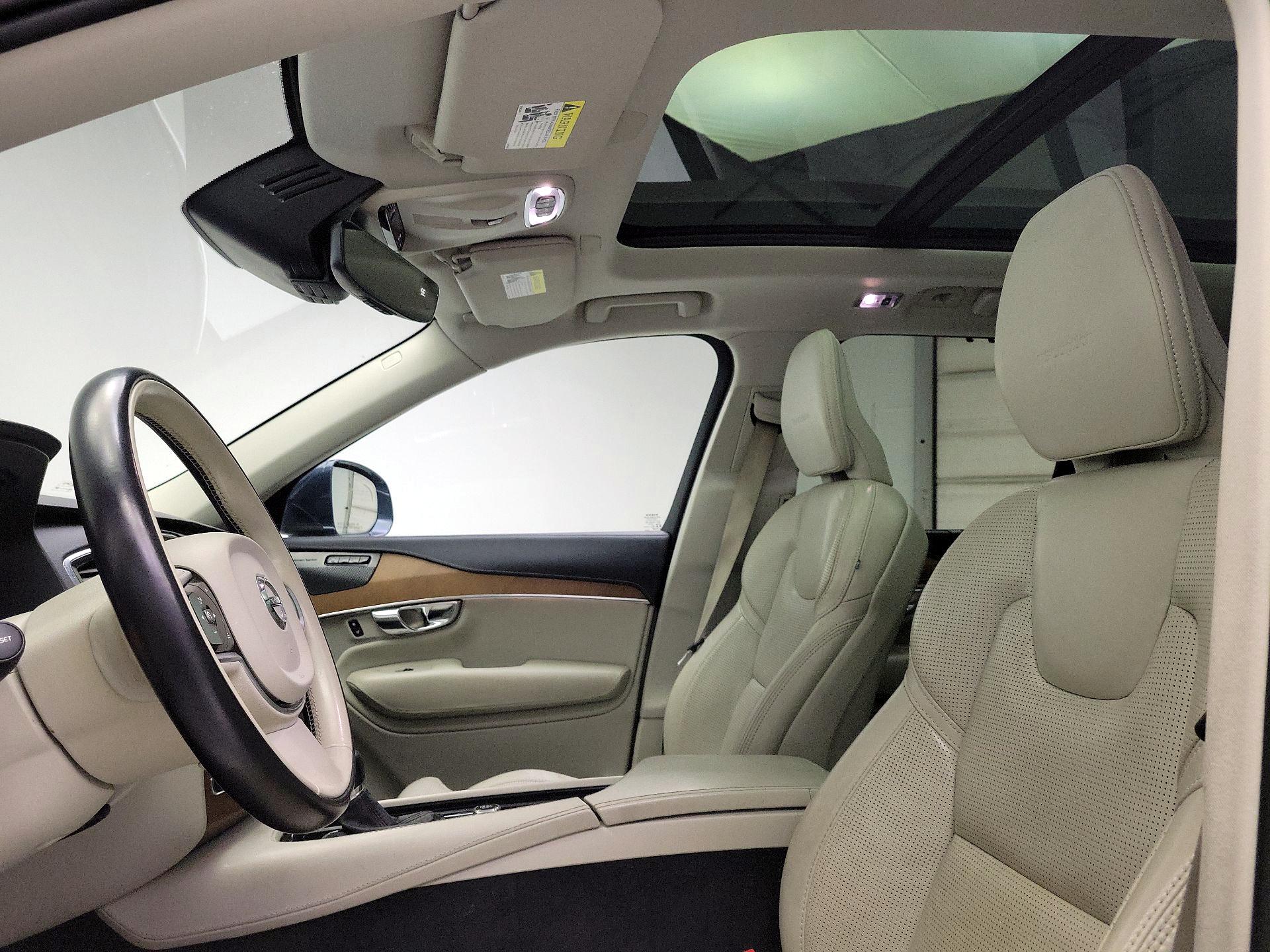 Thumbnail: 2019 Volvo XC90 - 19