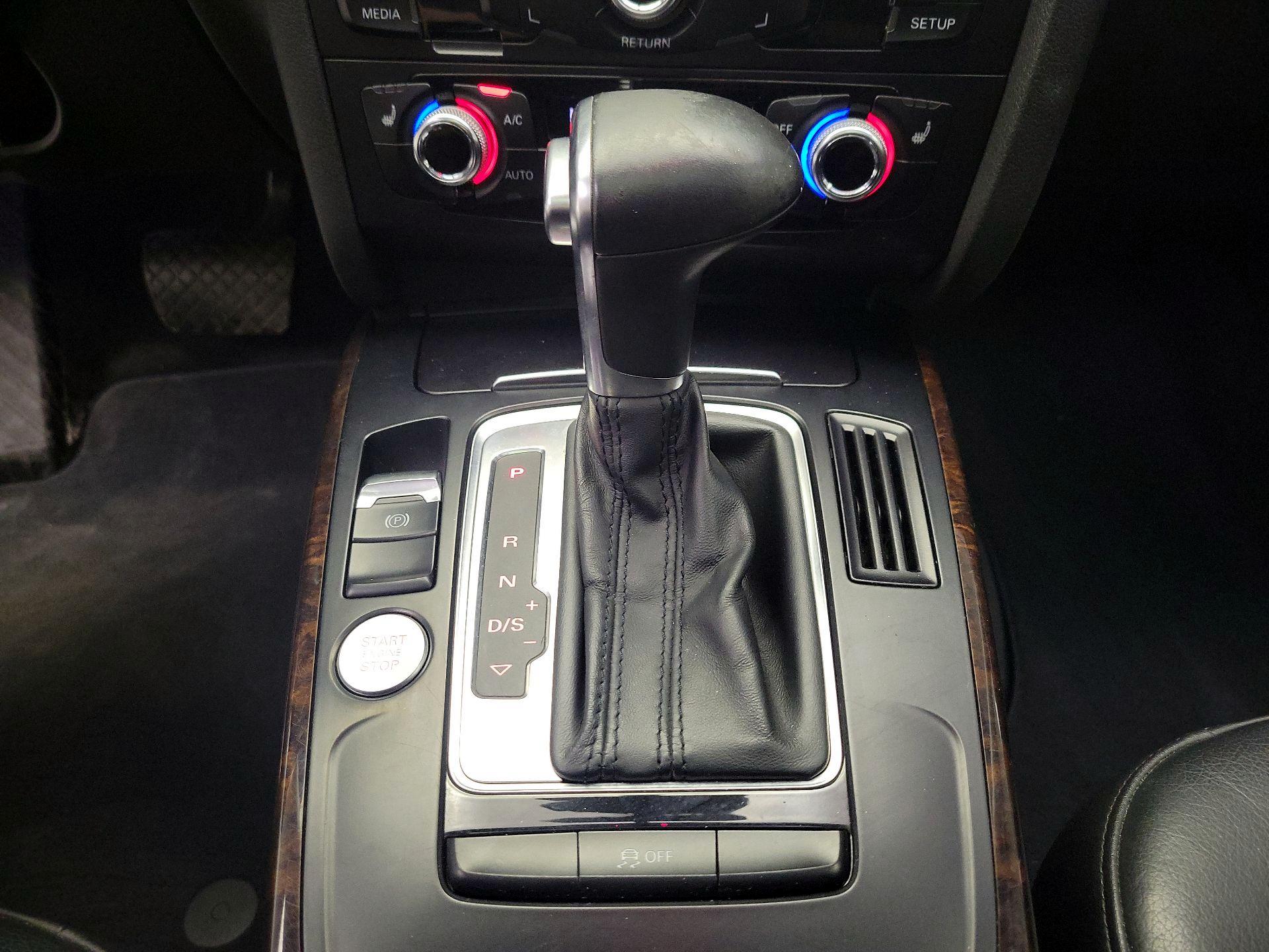 Thumbnail: 2016 Audi A4 - 16