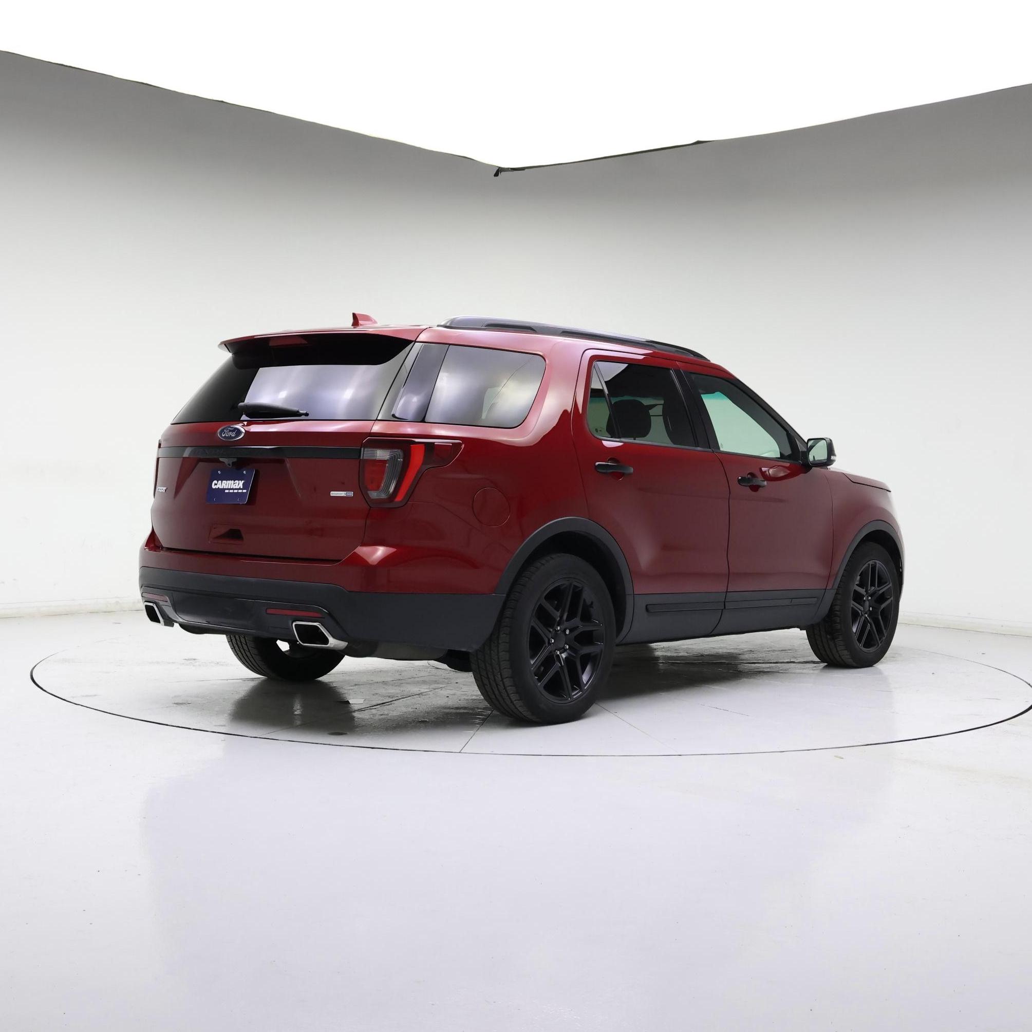 Thumbnail: 2016 Ford Explorer - 8