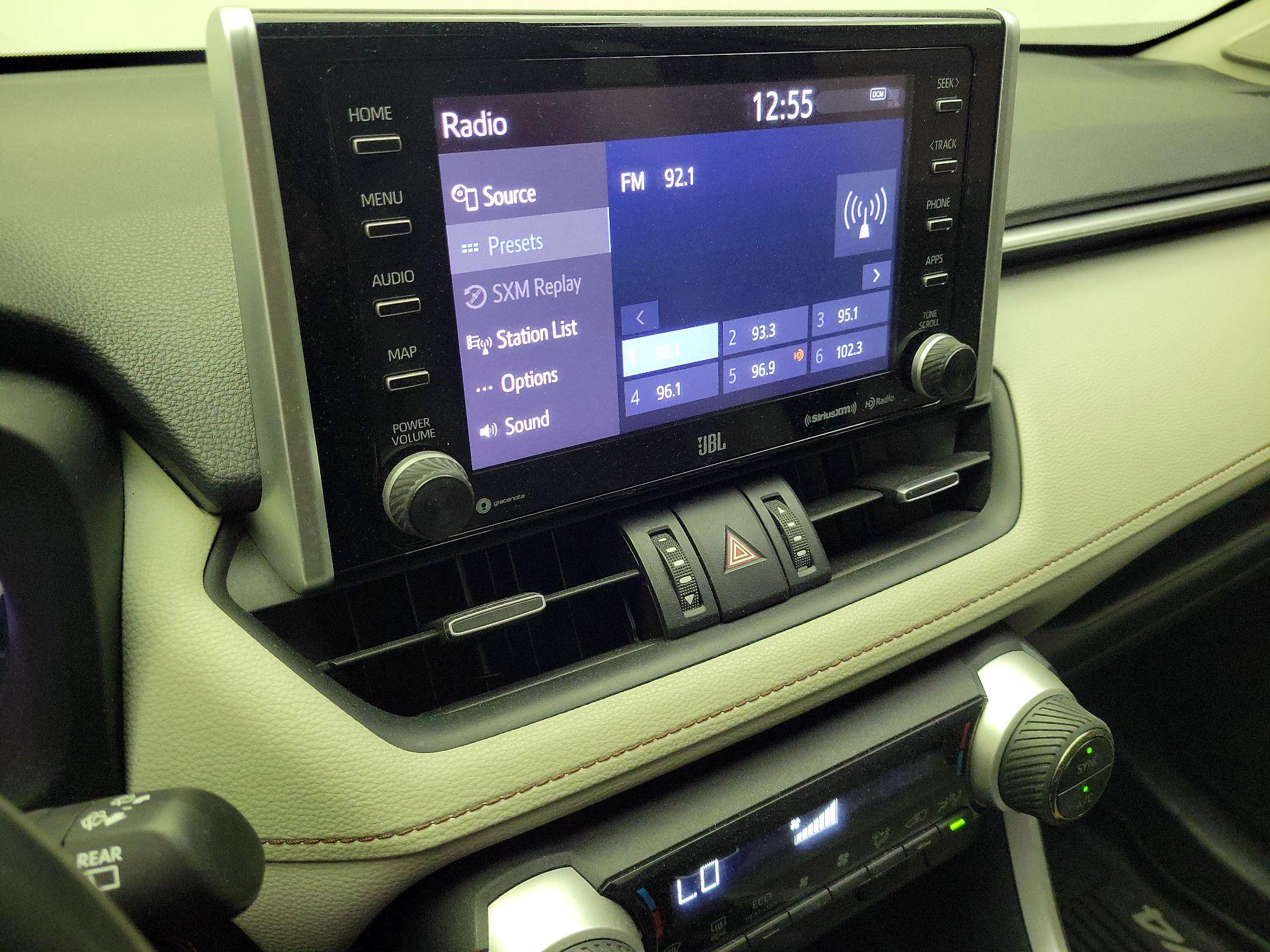 Thumbnail: 2019 Toyota RAV4 - 15