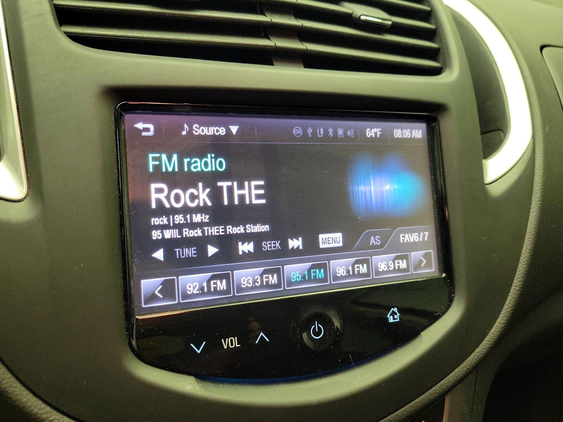 Thumbnail: 2015 Chevrolet Trax - 15