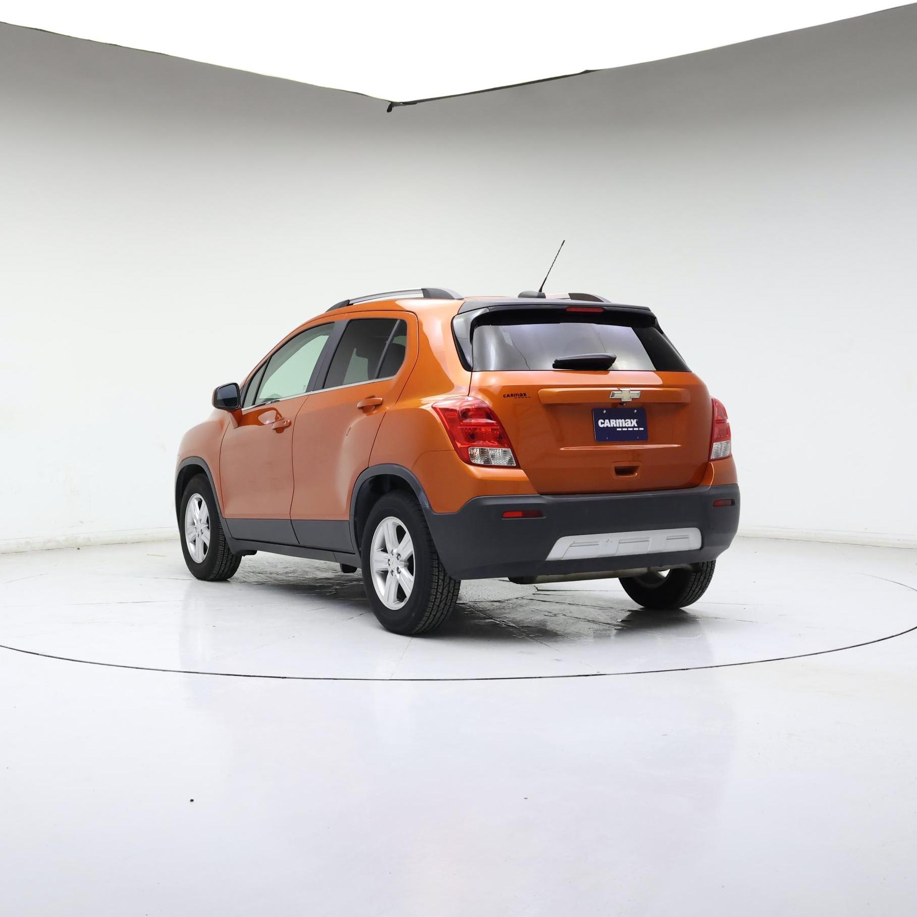 Thumbnail: 2015 Chevrolet Trax - 2
