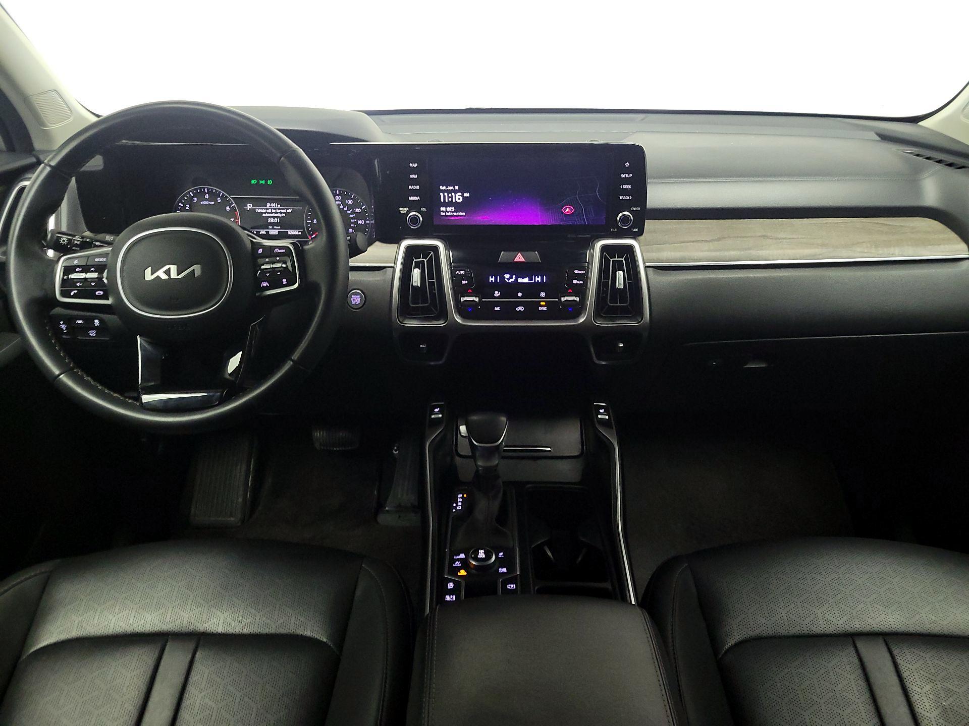 Thumbnail: 2023 Kia Sorento - 9