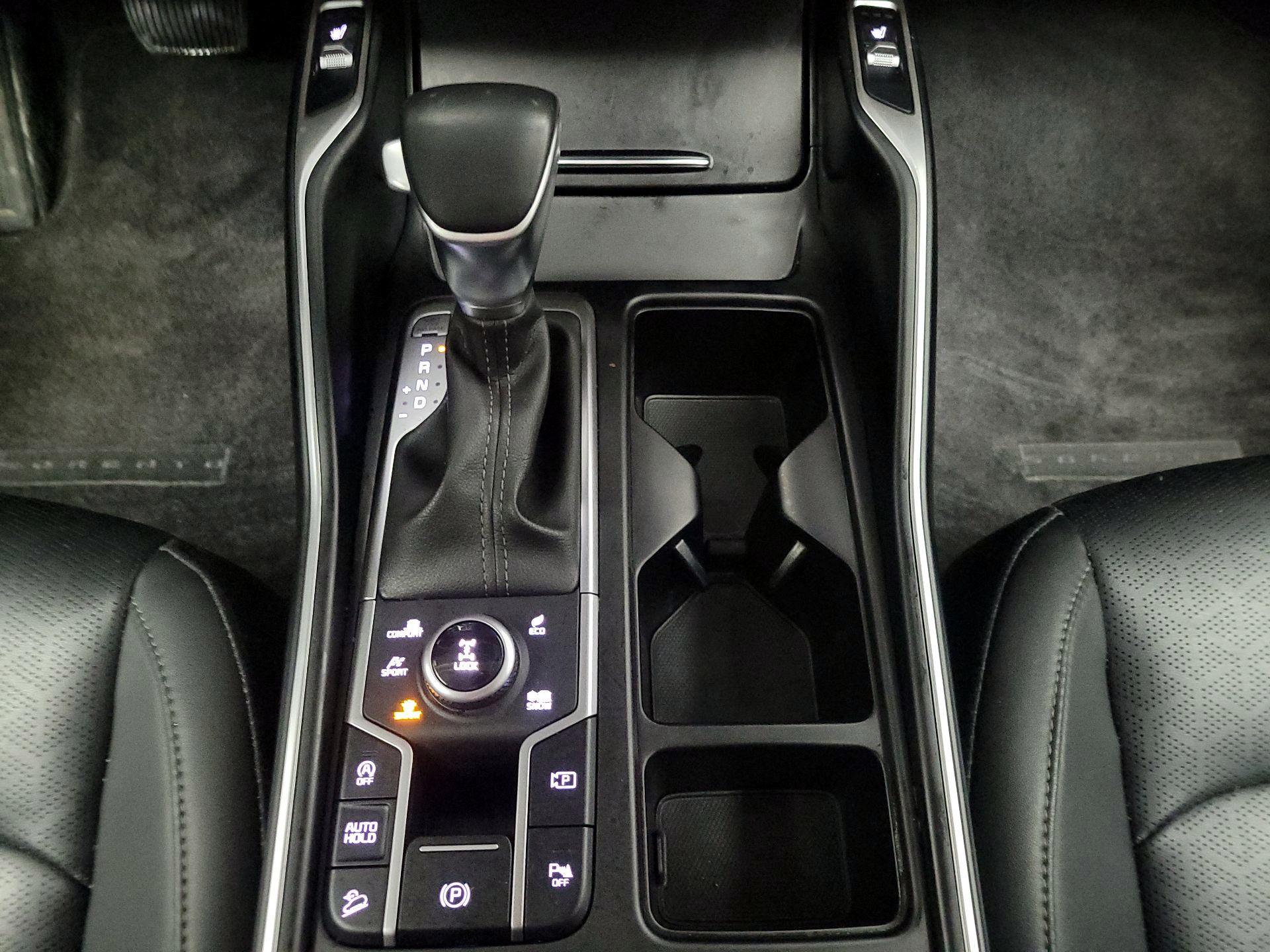 Thumbnail: 2023 Kia Sorento - 18