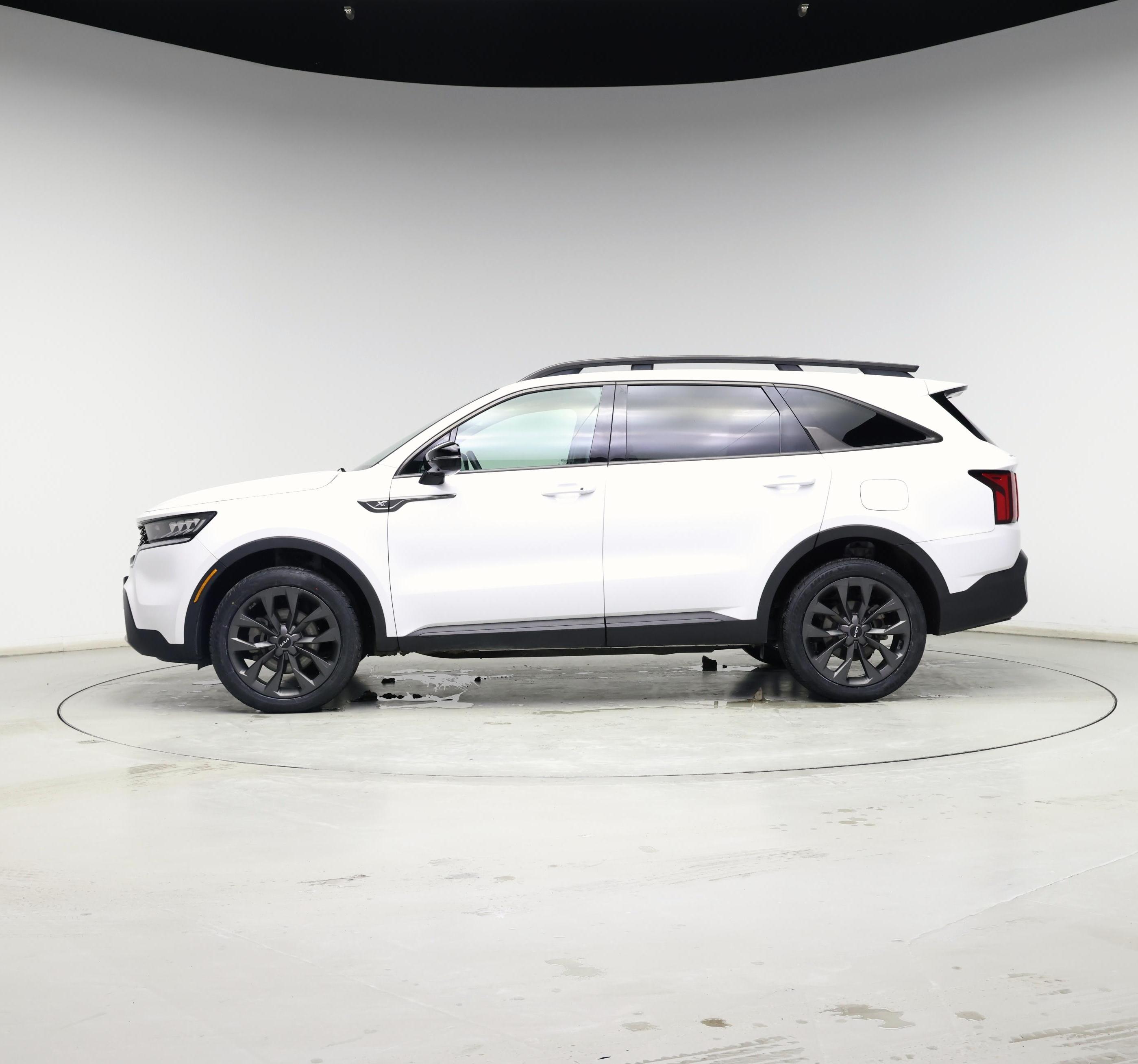 Thumbnail: 2023 Kia Sorento - 3