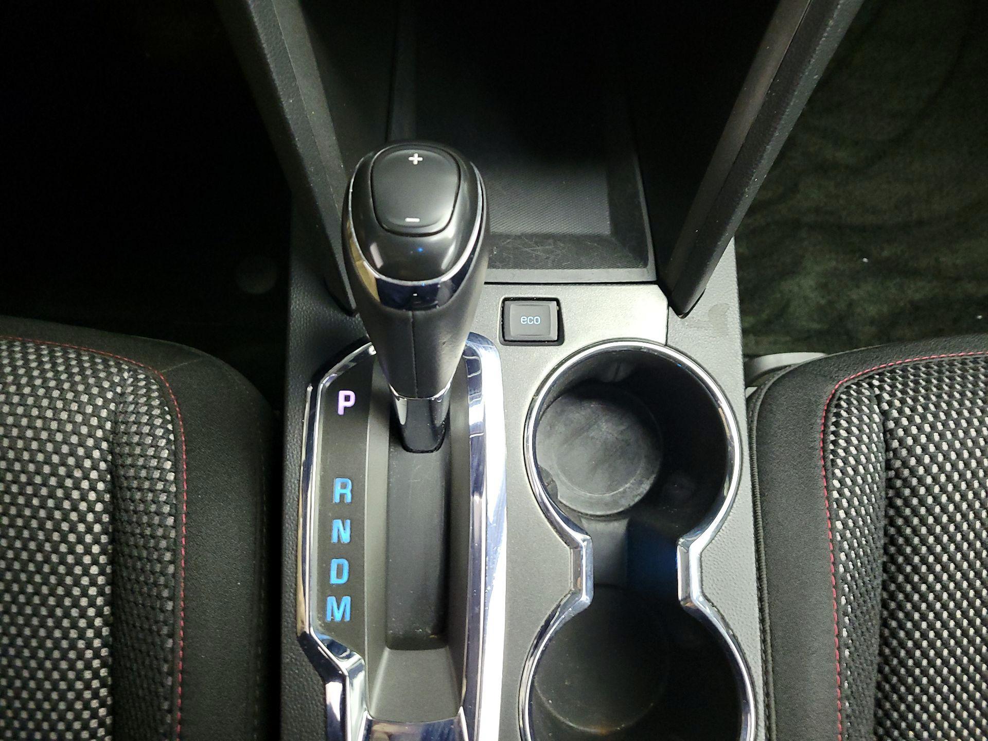 Thumbnail: 2017 Chevrolet Equinox - 16