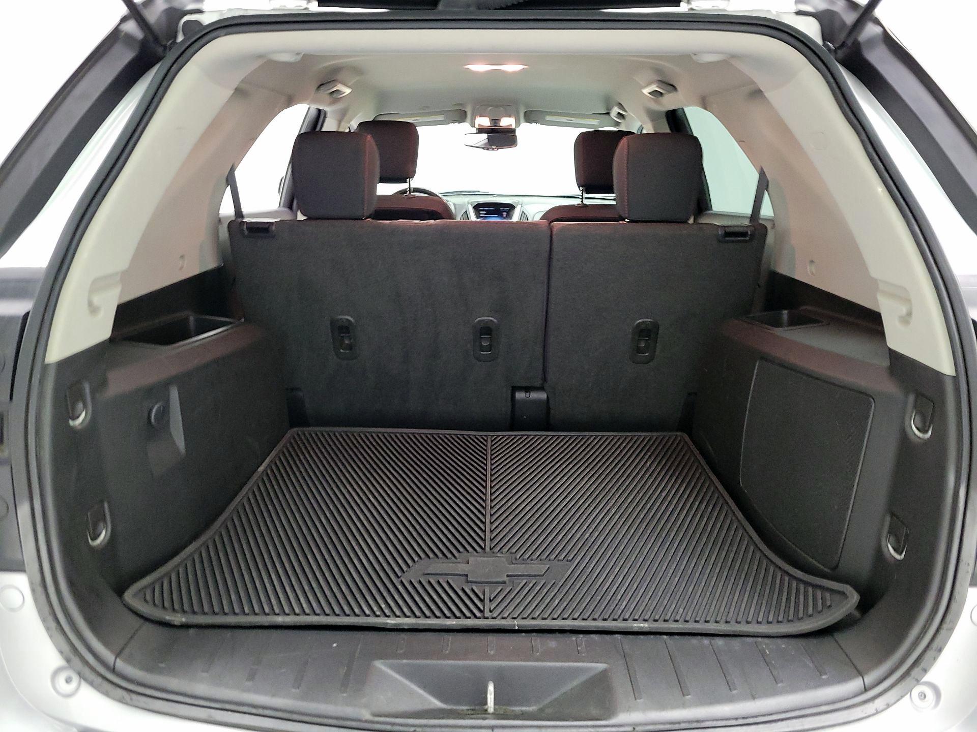 Thumbnail: 2017 Chevrolet Equinox - 18