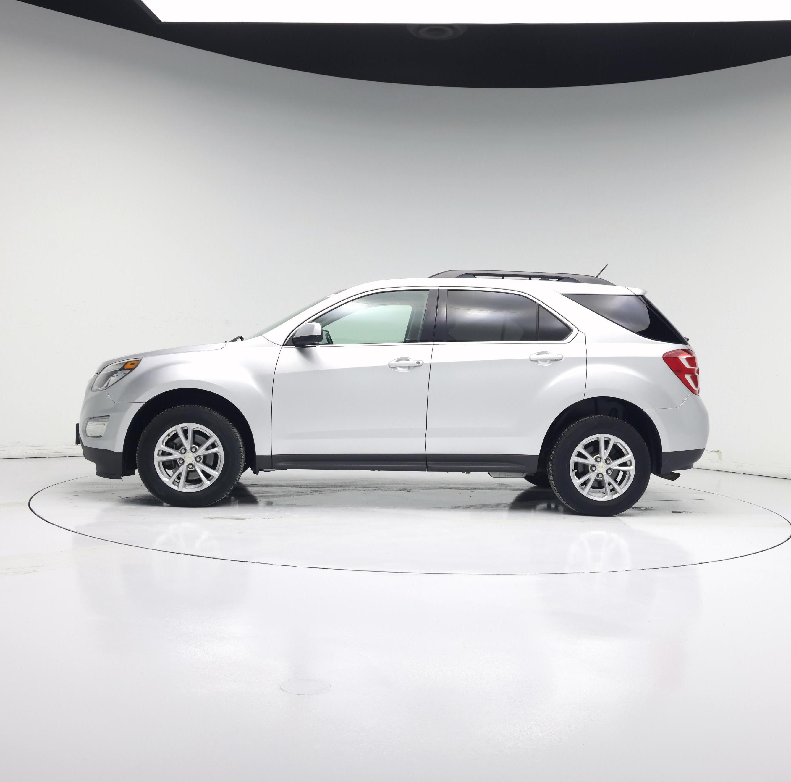 Thumbnail: 2017 Chevrolet Equinox - 3