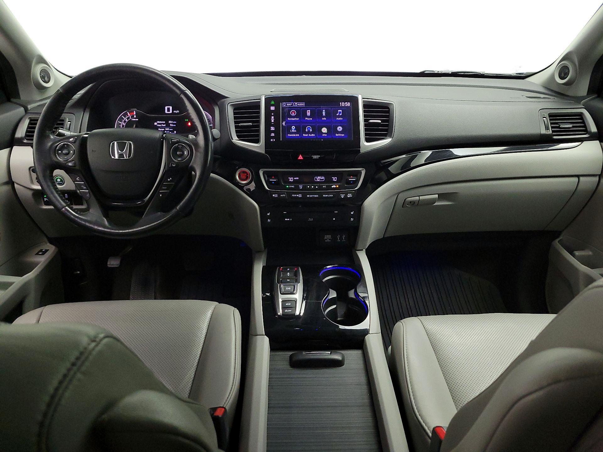 Thumbnail: 2016 Honda Pilot - 9
