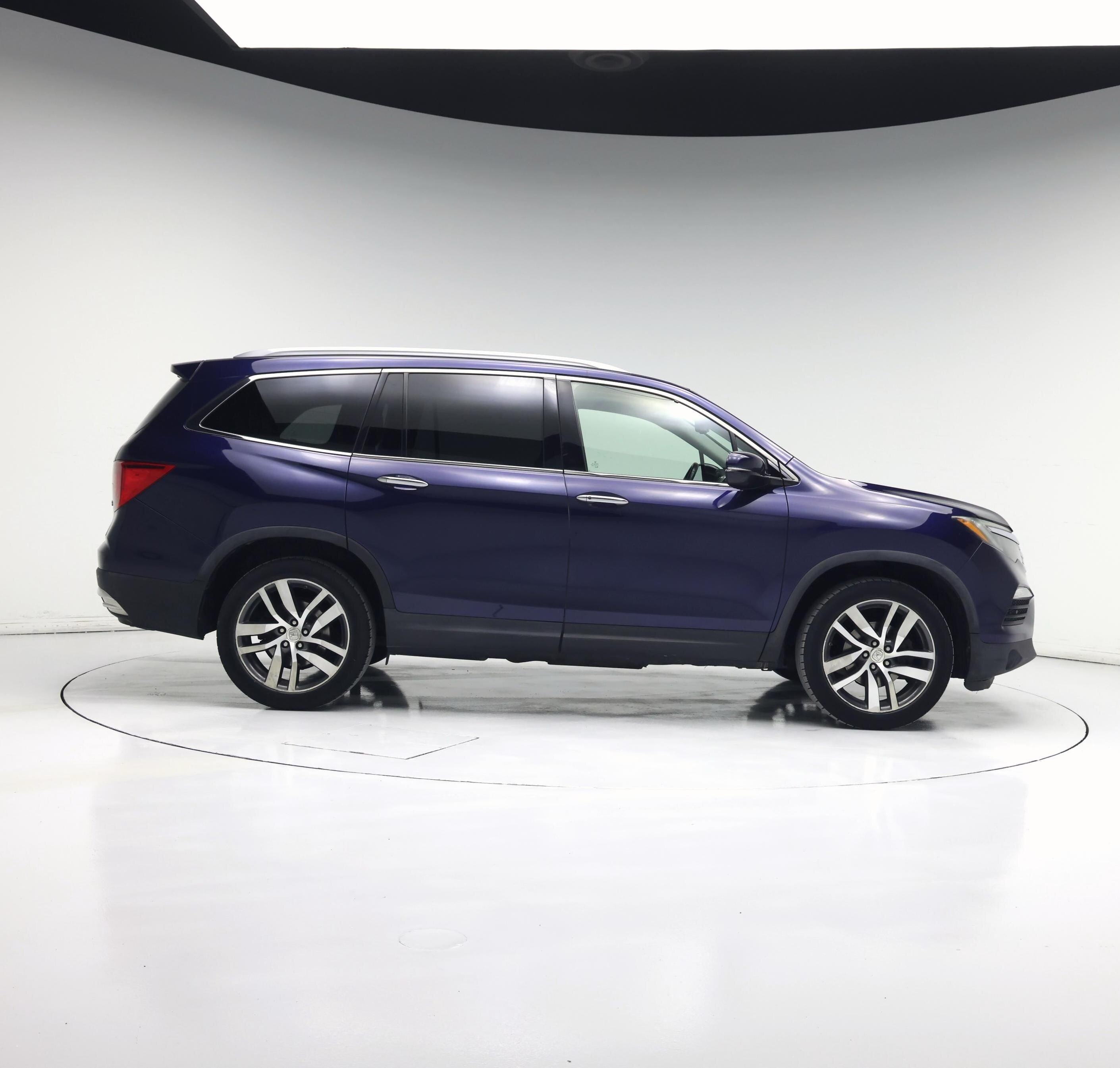 Thumbnail: 2016 Honda Pilot - 7