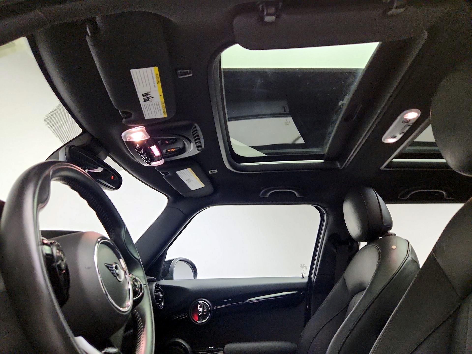 Thumbnail: 2021 MINI Cooper Hardtop - 20