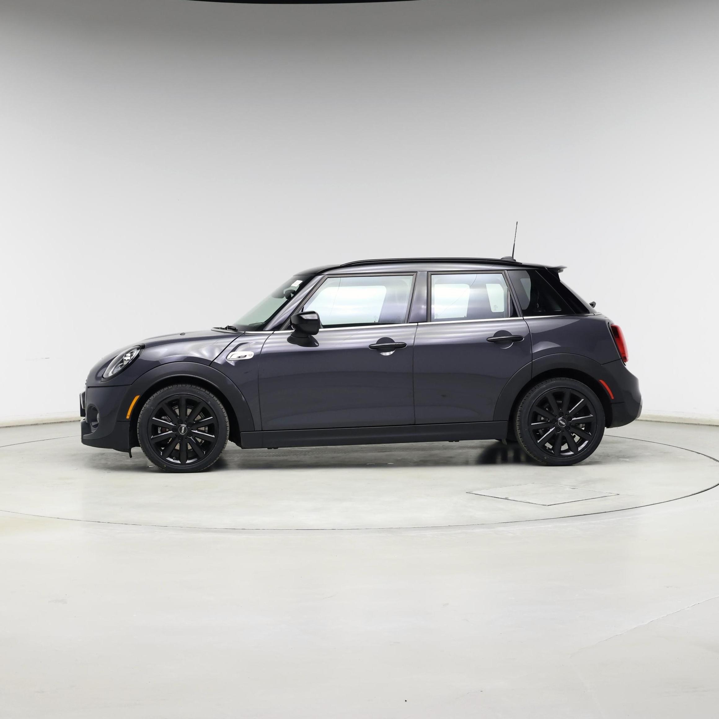 Thumbnail: 2021 MINI Cooper Hardtop - 3