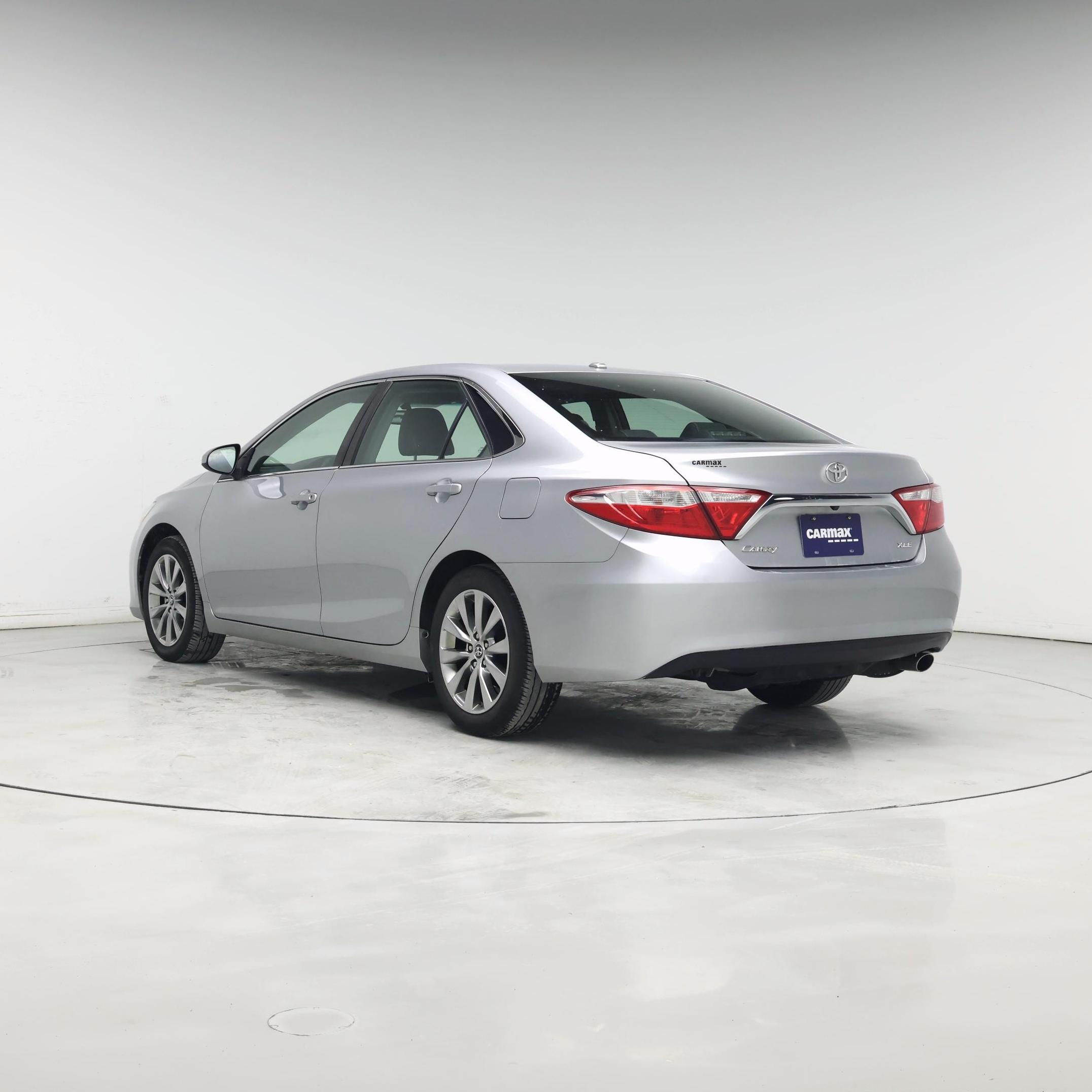 Thumbnail: 2015 Toyota Camry - 2