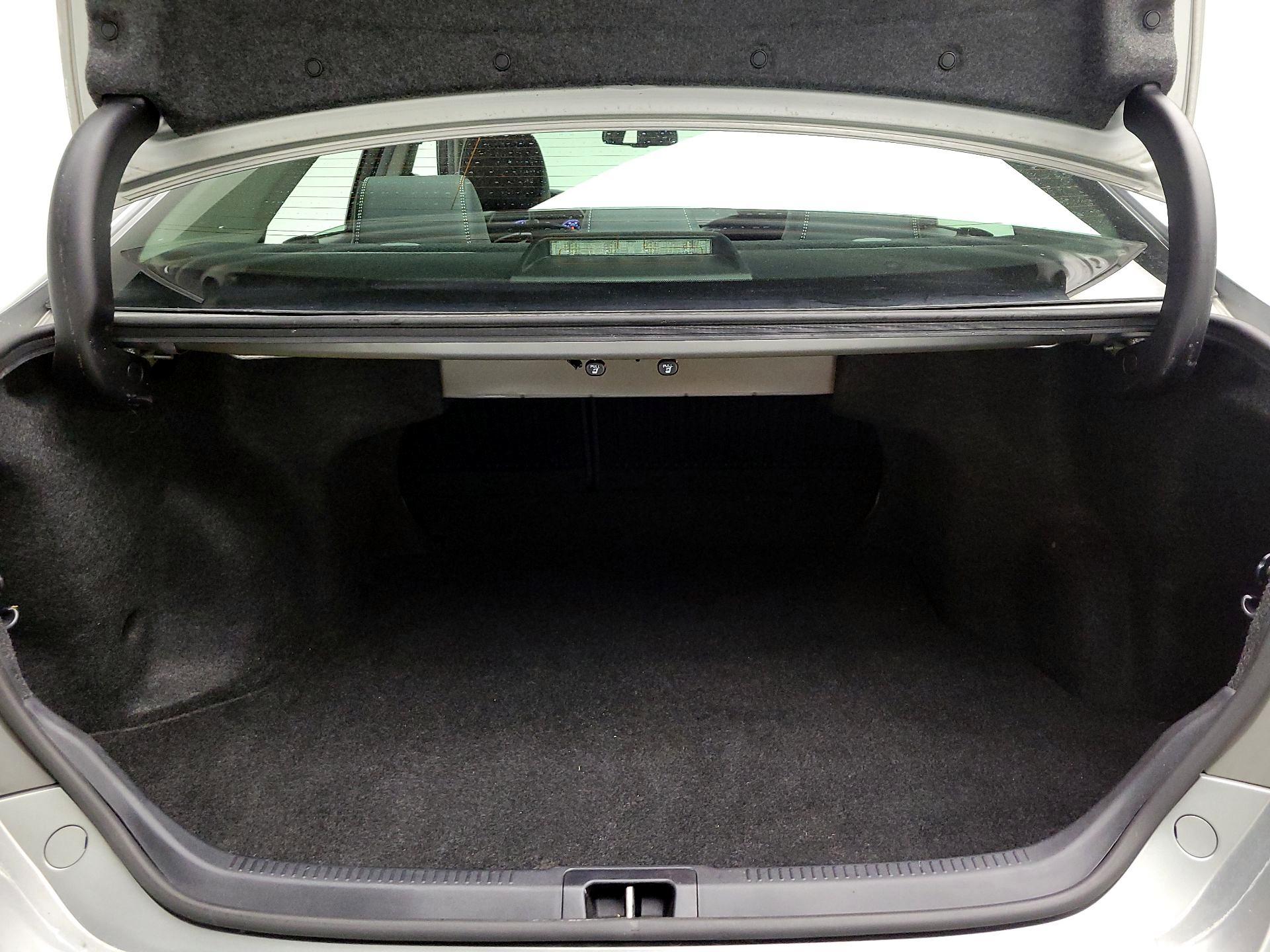 Thumbnail: 2015 Toyota Camry - 19