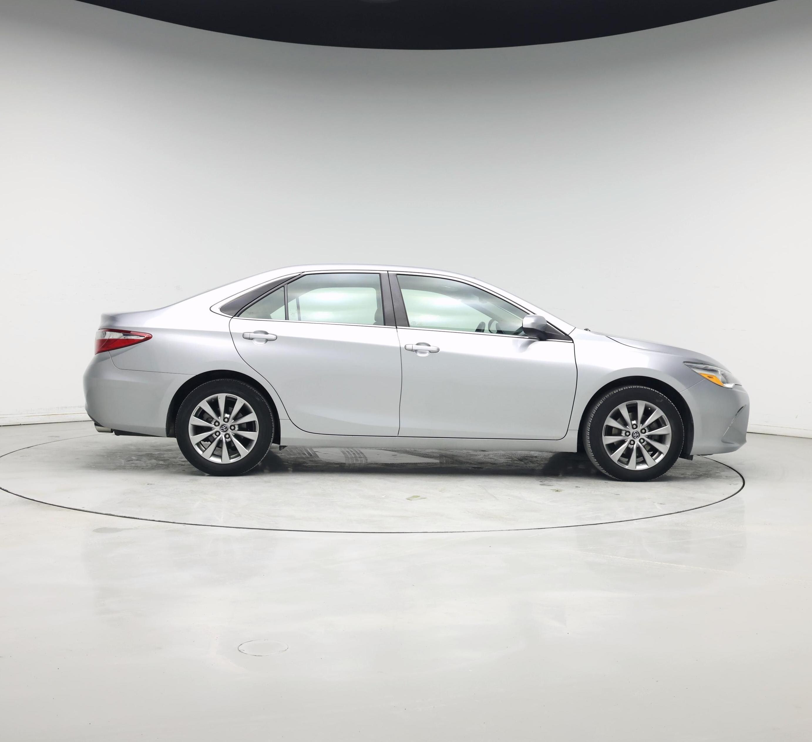 Thumbnail: 2015 Toyota Camry - 7