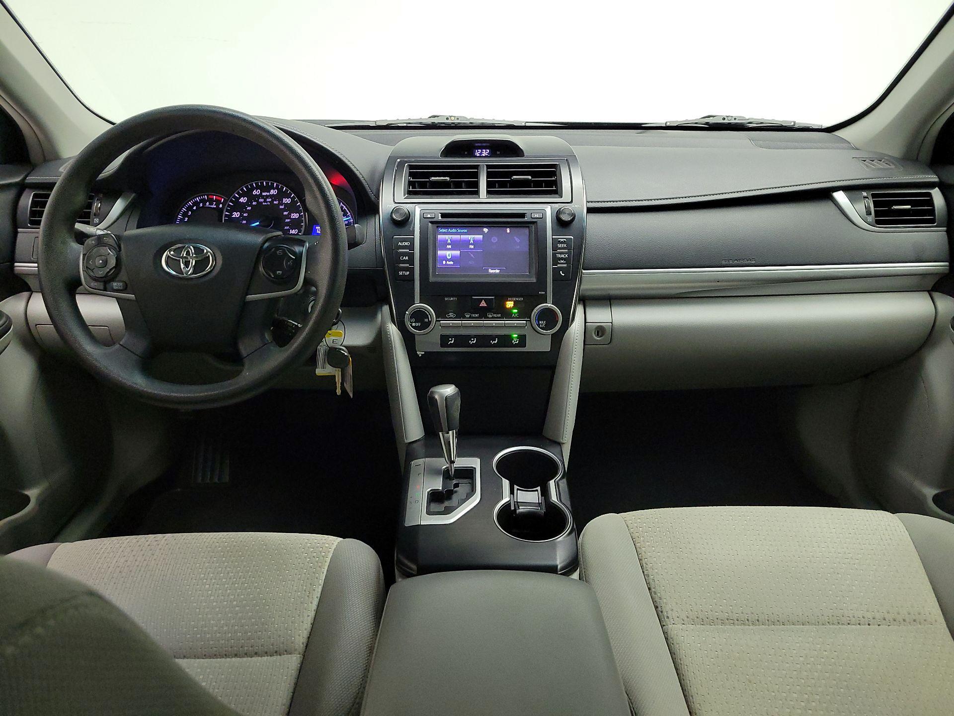 Thumbnail: 2014 Toyota Camry - 9