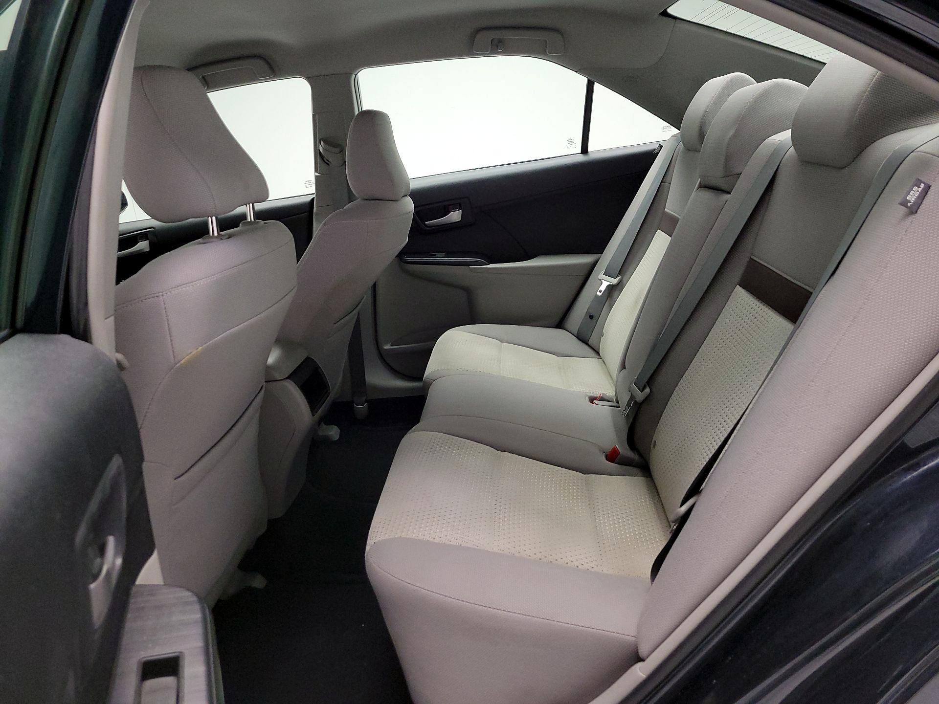 Thumbnail: 2014 Toyota Camry - 18