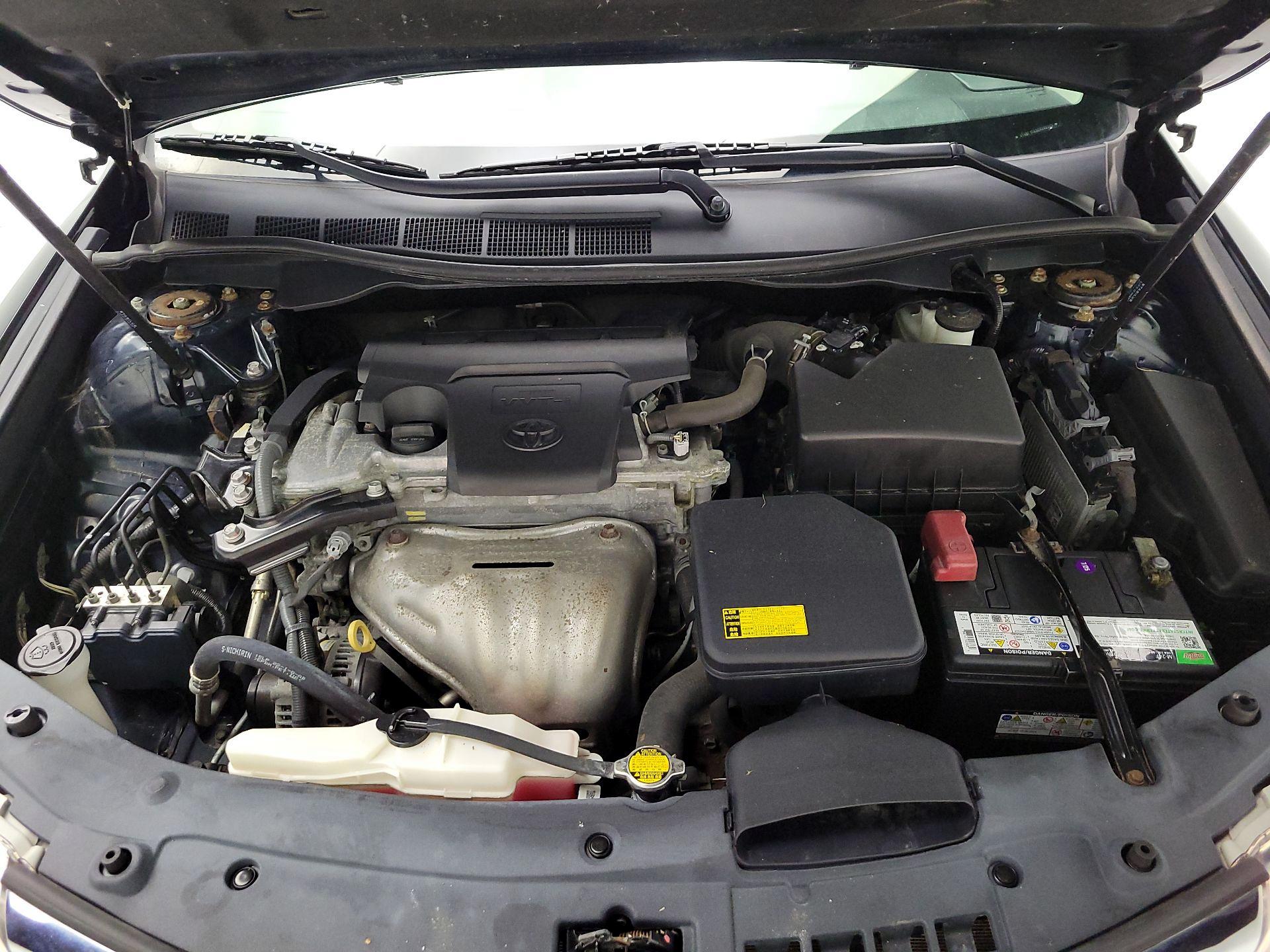 Thumbnail: 2014 Toyota Camry - 20