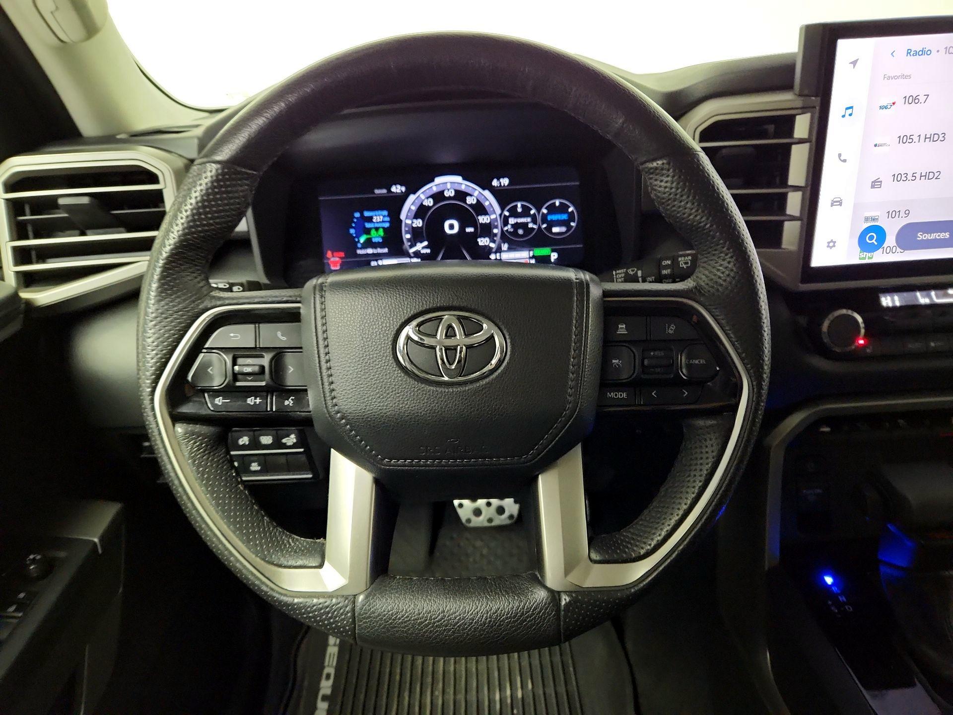 Thumbnail: 2023 Toyota Sequoia - 10