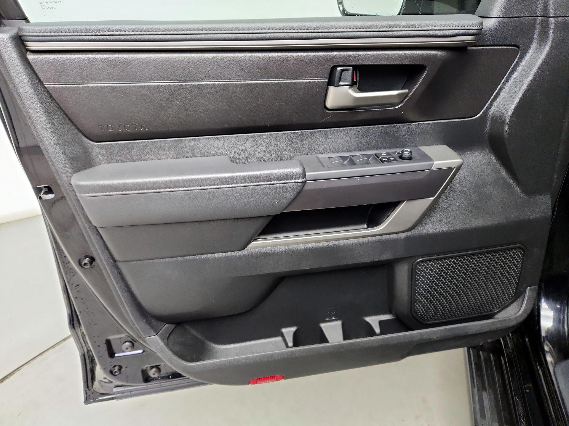 Thumbnail: 2023 Toyota Sequoia - 12