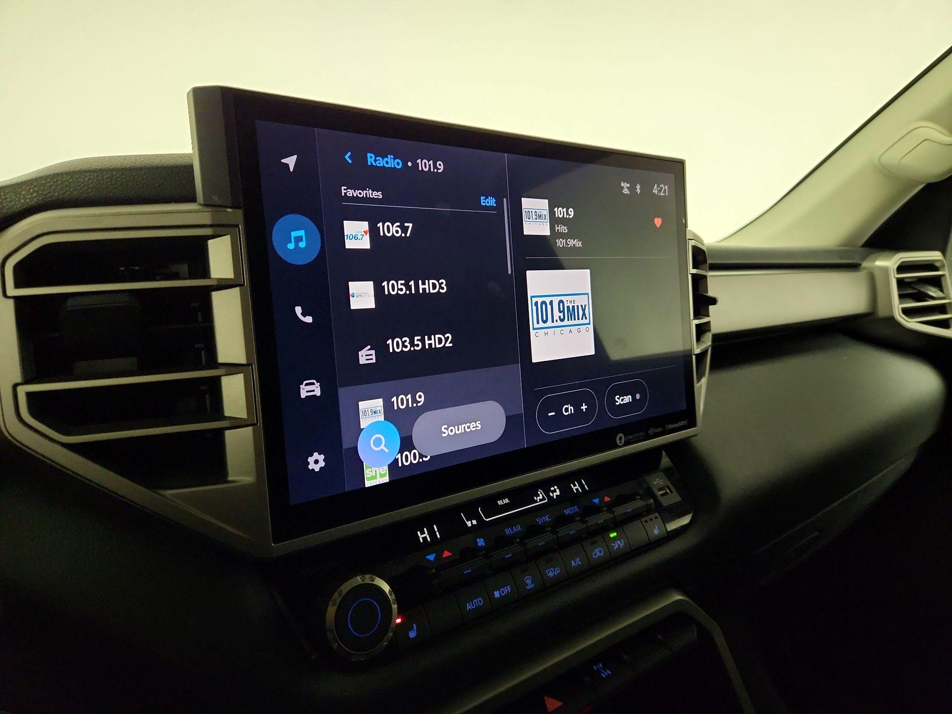 Thumbnail: 2023 Toyota Sequoia - 15