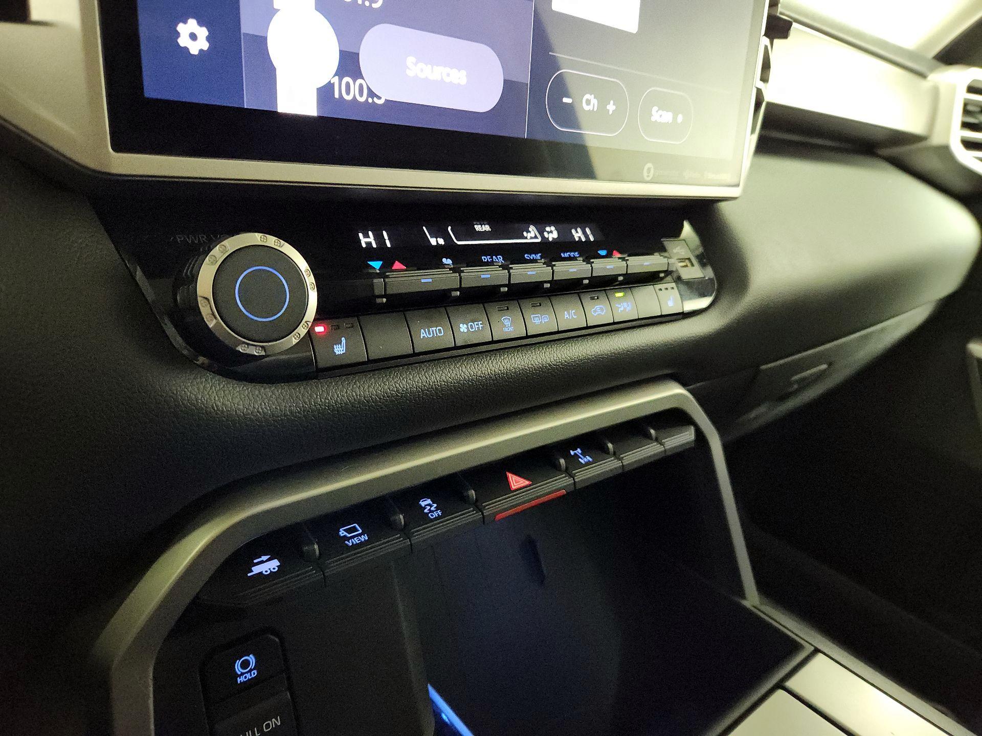 Thumbnail: 2023 Toyota Sequoia - 16