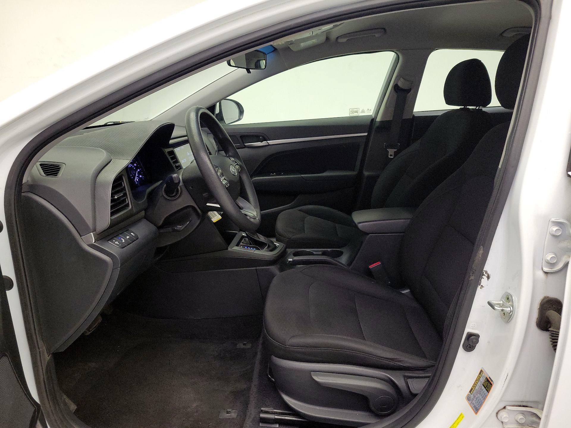 Thumbnail: 2020 Hyundai Elantra - 11