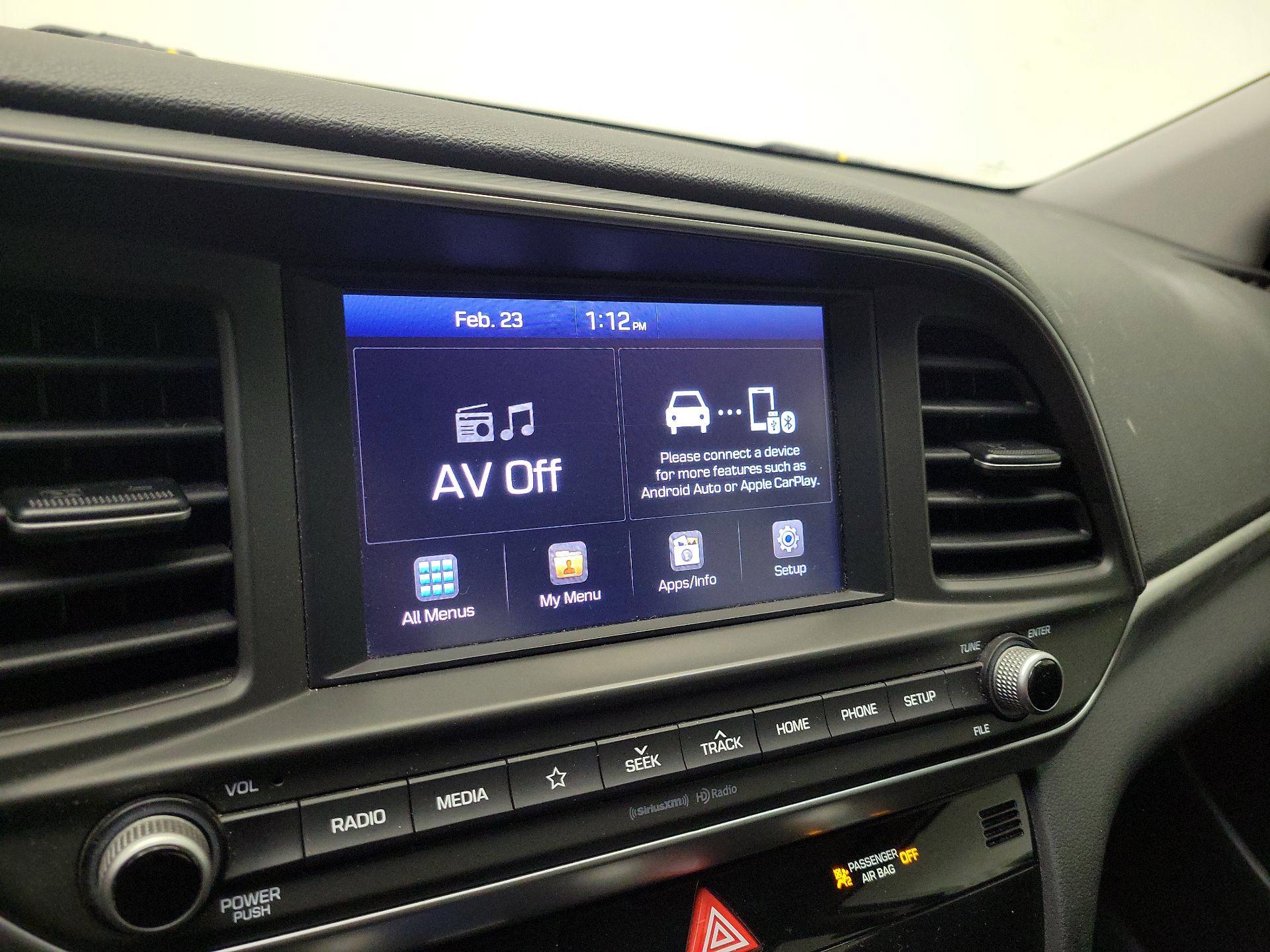 Thumbnail: 2020 Hyundai Elantra - 14