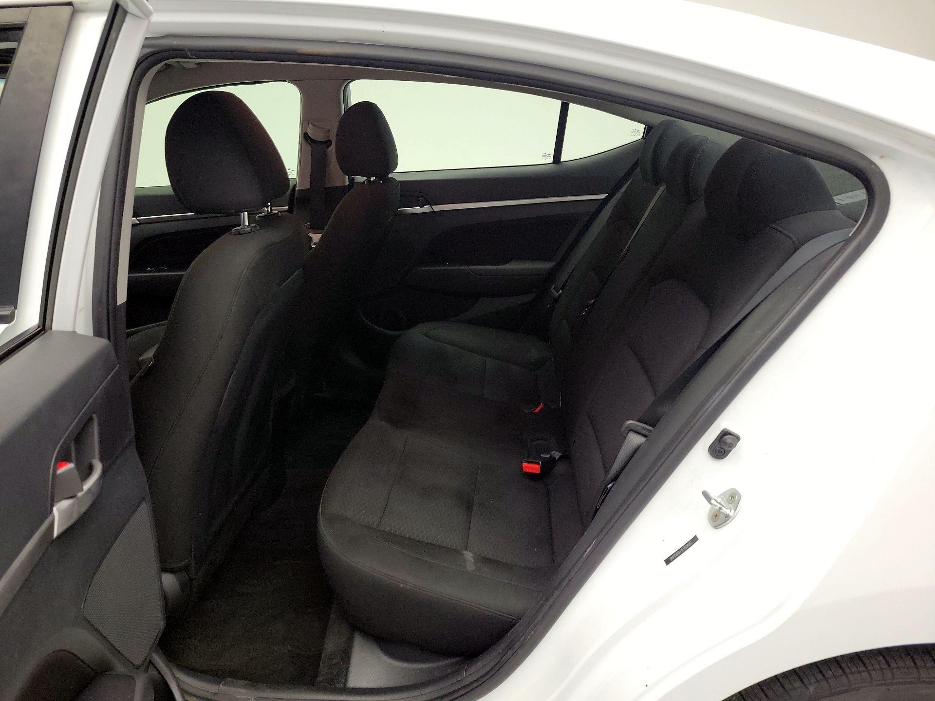 Thumbnail: 2020 Hyundai Elantra - 18