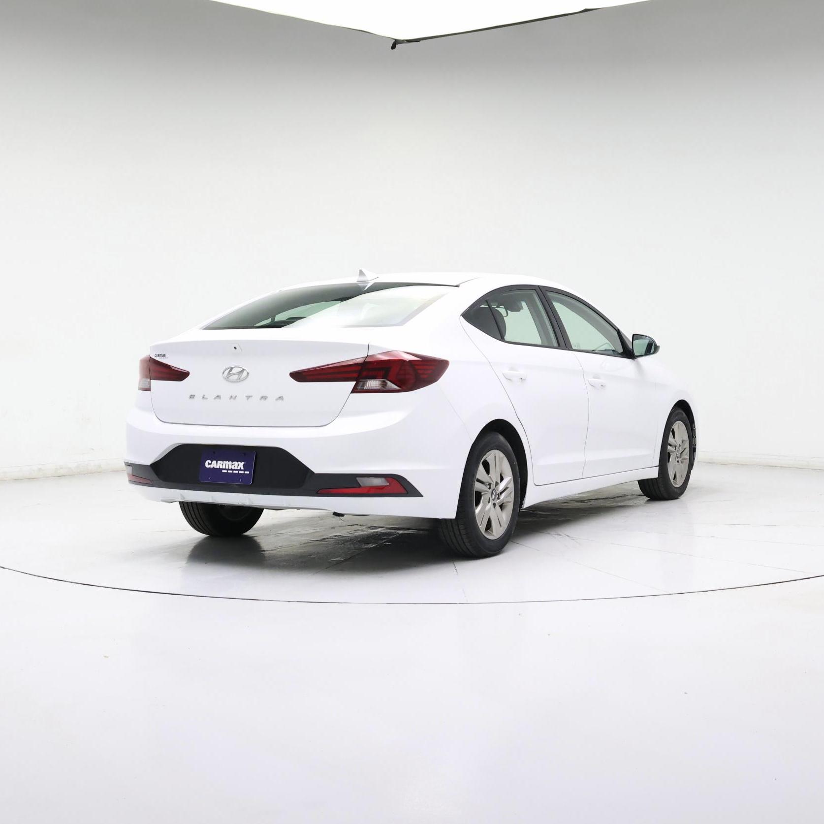 Thumbnail: 2020 Hyundai Elantra - 8