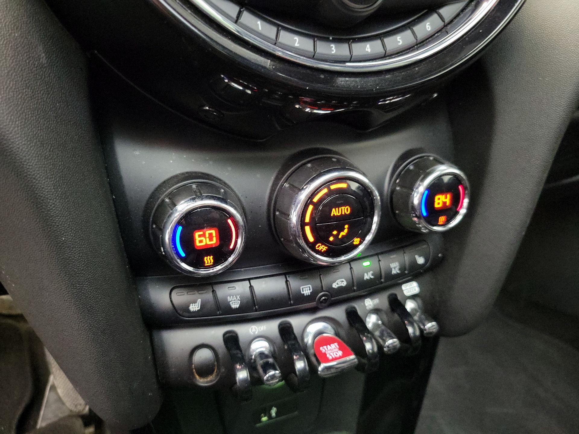 Thumbnail: 2020 MINI Cooper Hardtop - 16