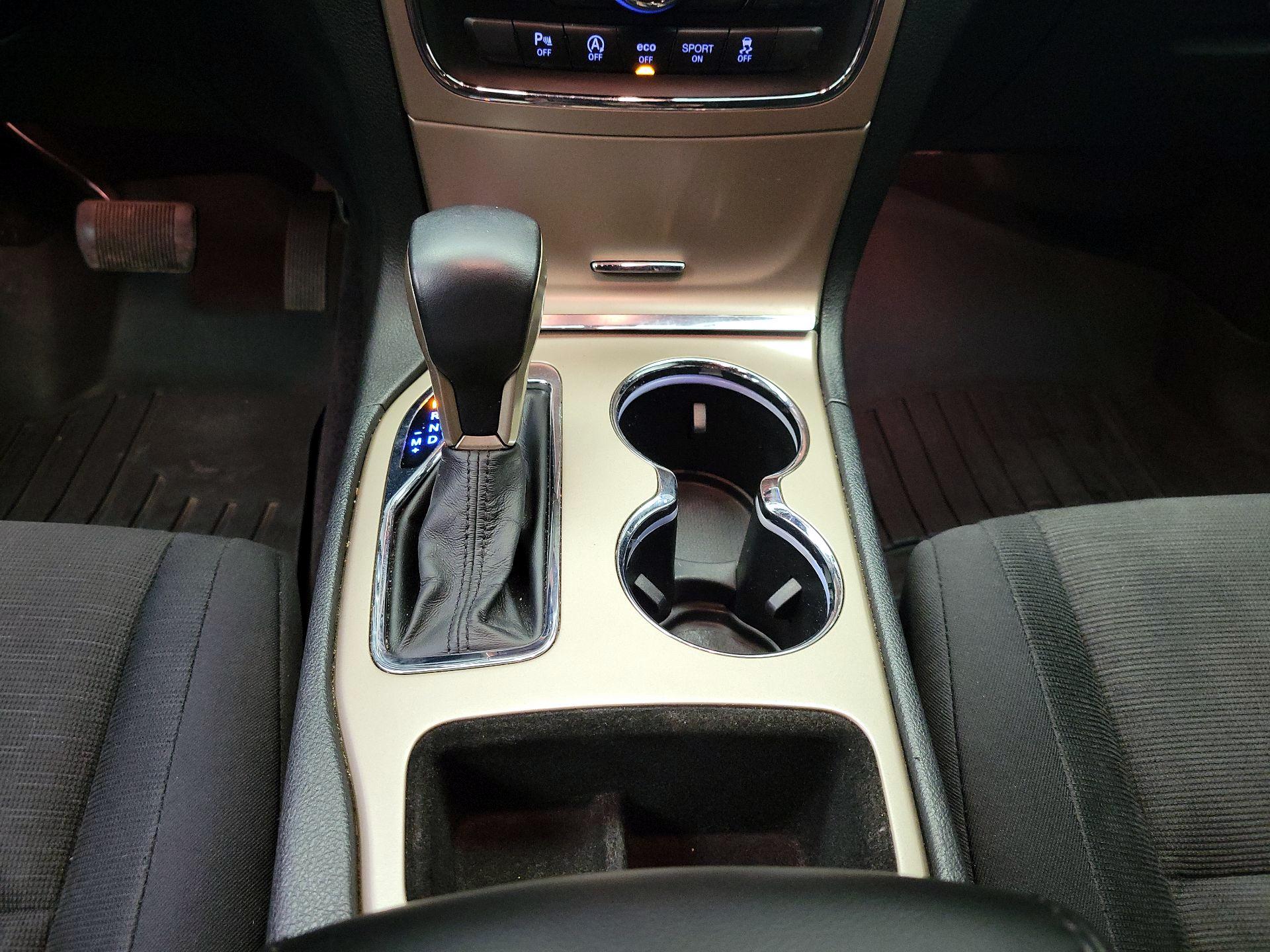 Thumbnail: 2017 Jeep Grand Cherokee - 18