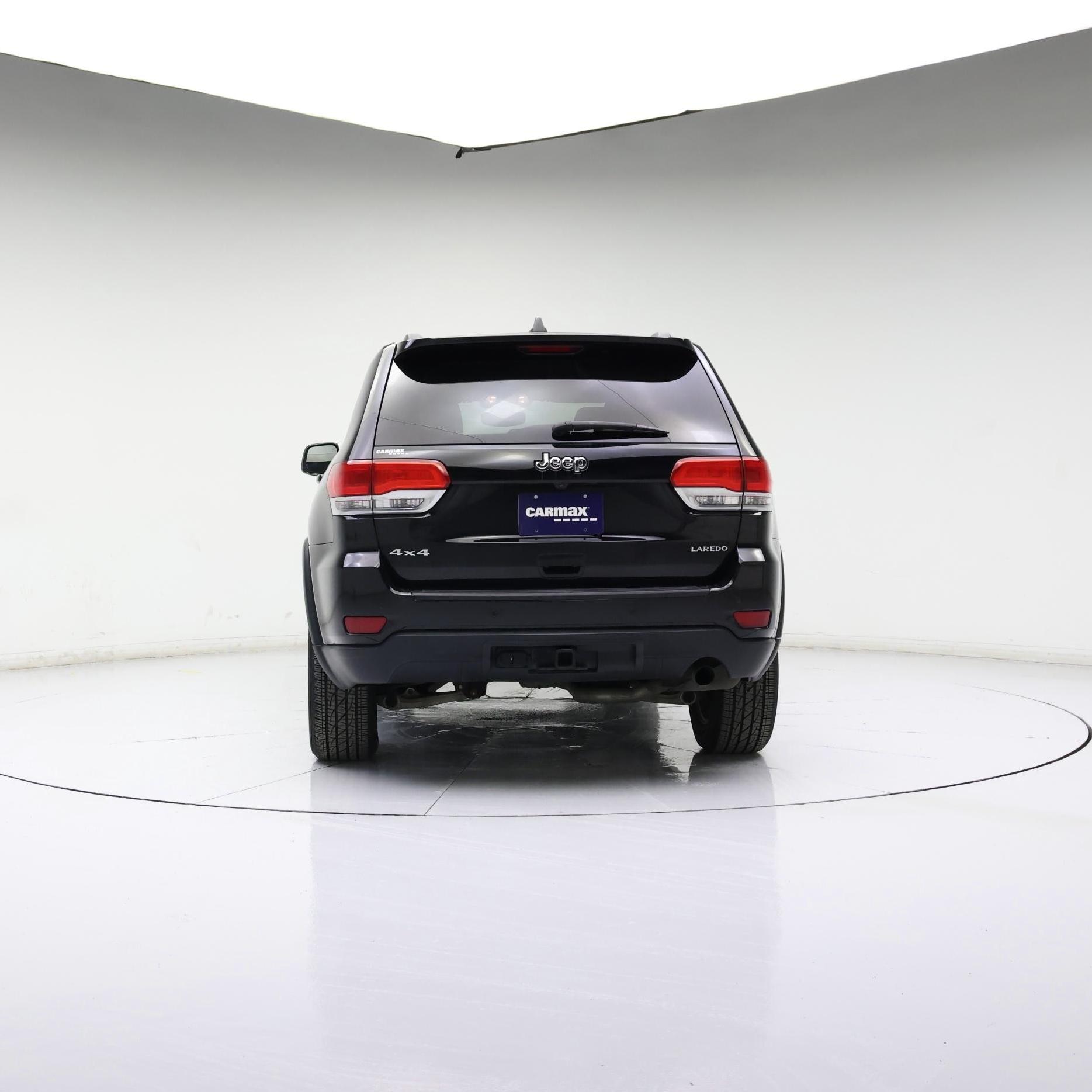 Thumbnail: 2017 Jeep Grand Cherokee - 6