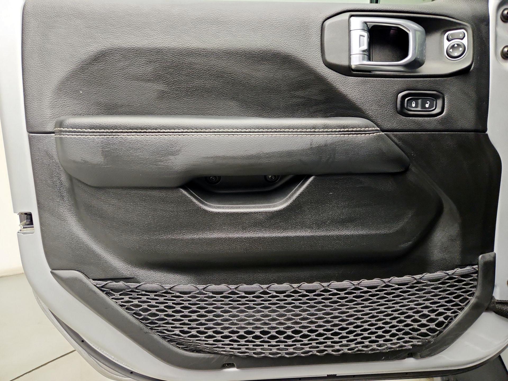 Thumbnail: 2022 Jeep Wrangler - 12