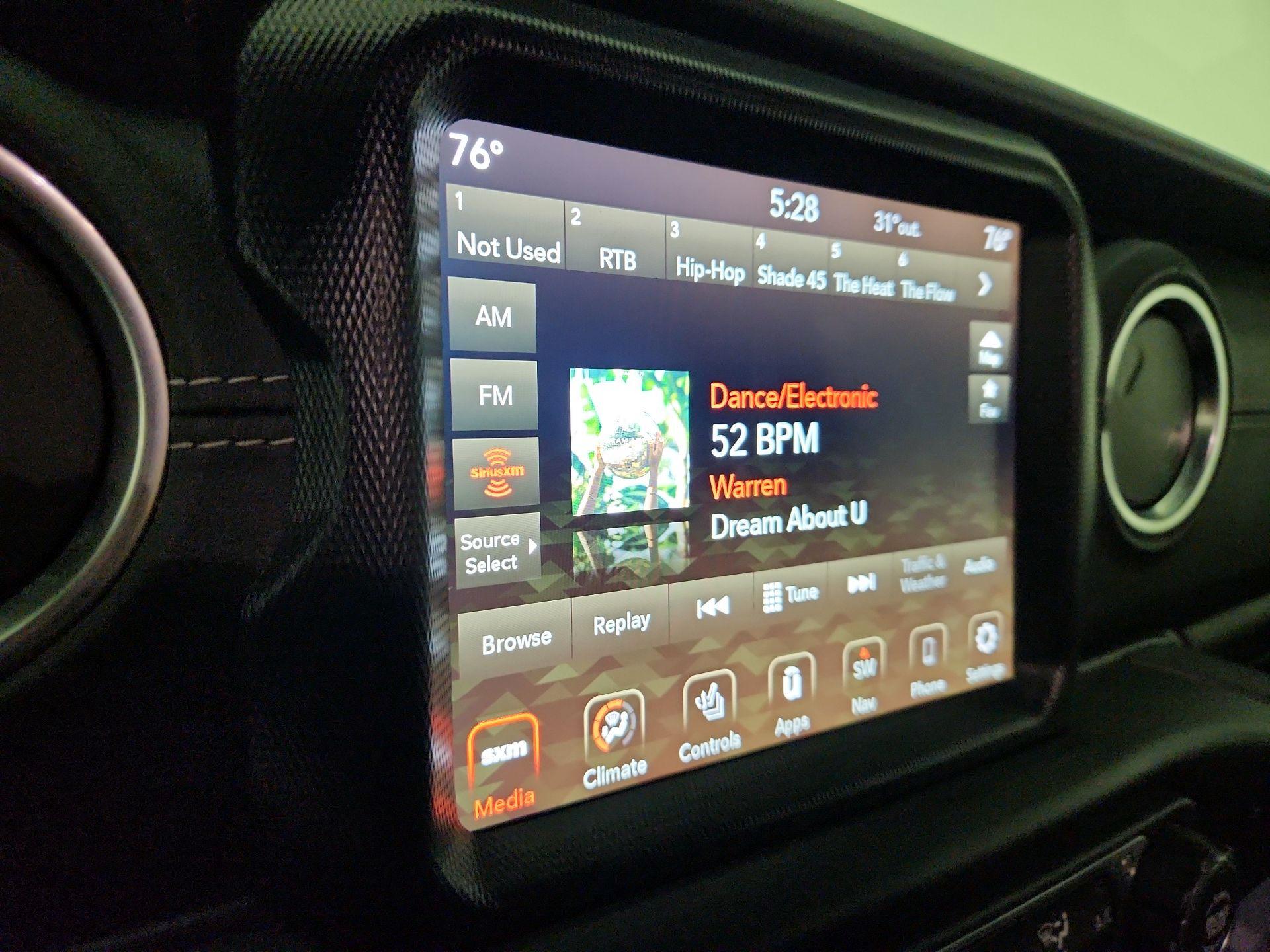 Thumbnail: 2022 Jeep Wrangler - 16