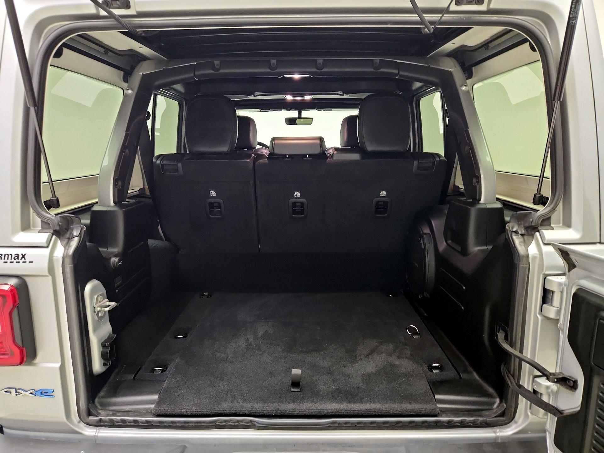 Thumbnail: 2022 Jeep Wrangler - 20