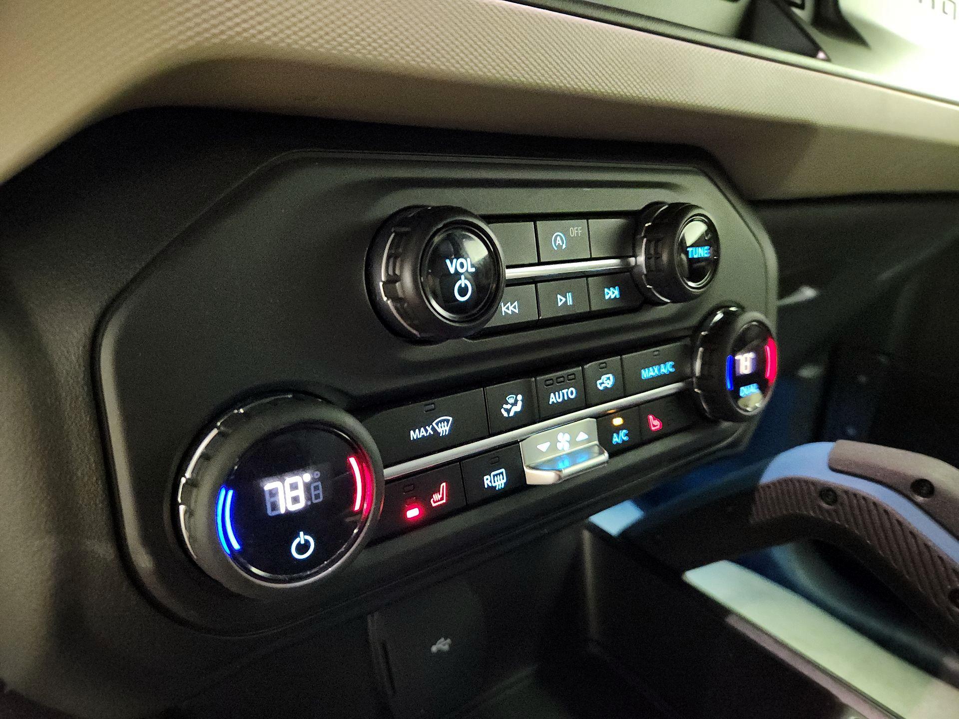 Thumbnail: 2023 Ford Bronco - 17