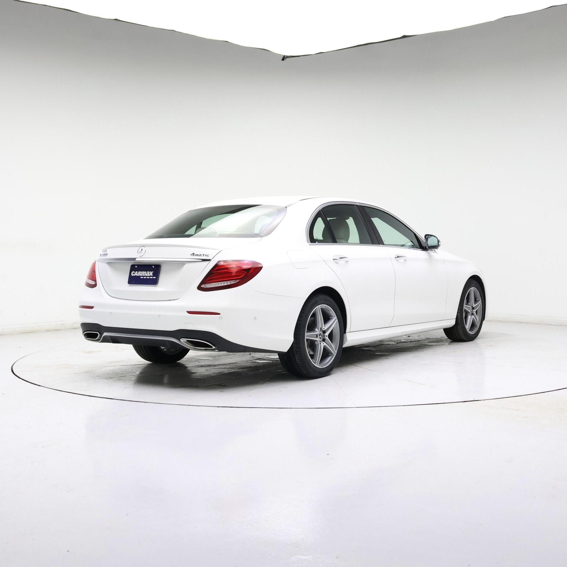 Thumbnail: 2019 Mercedes-Benz E-Class - 8