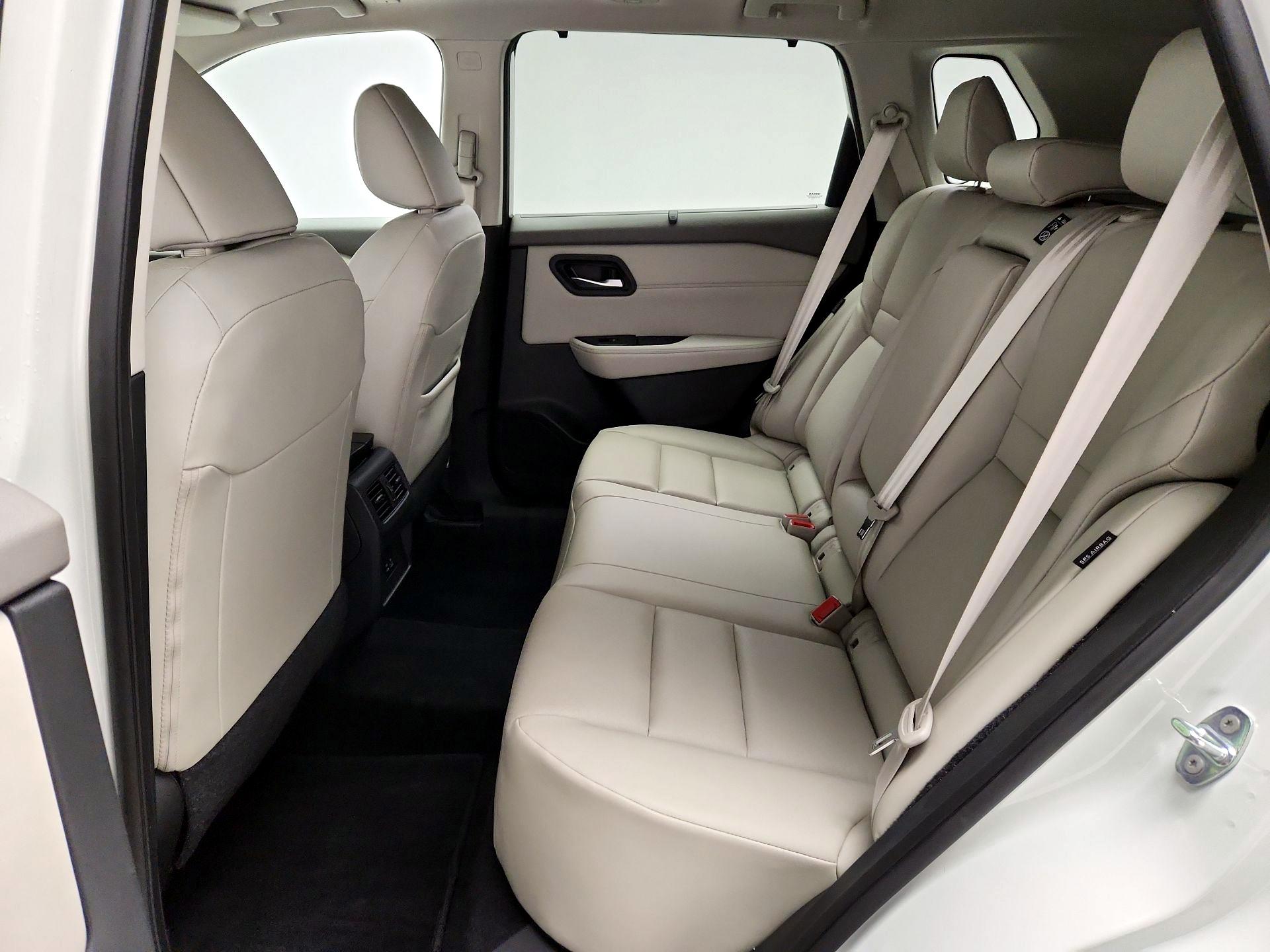 Thumbnail: 2023 Nissan Rogue - 20