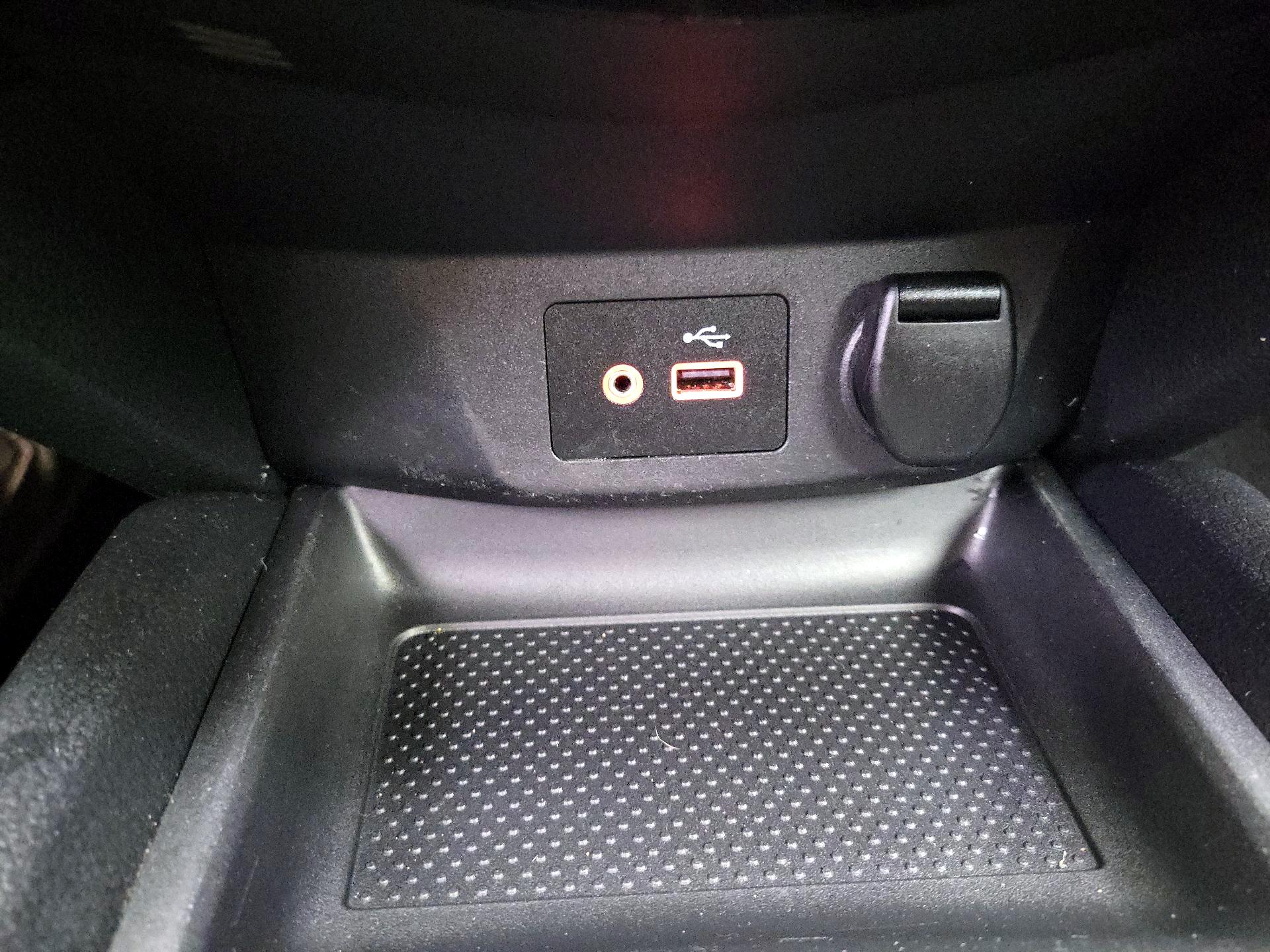 Thumbnail: 2019 Nissan Rogue - 18