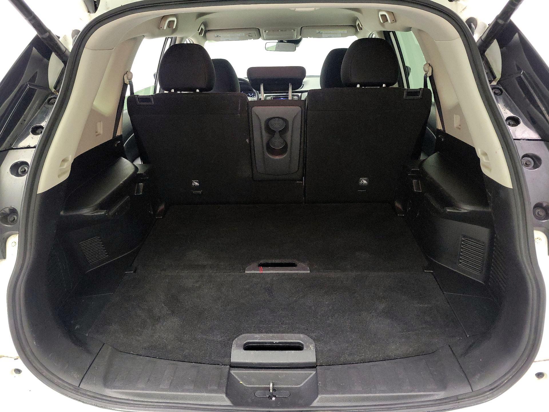 Thumbnail: 2019 Nissan Rogue - 20