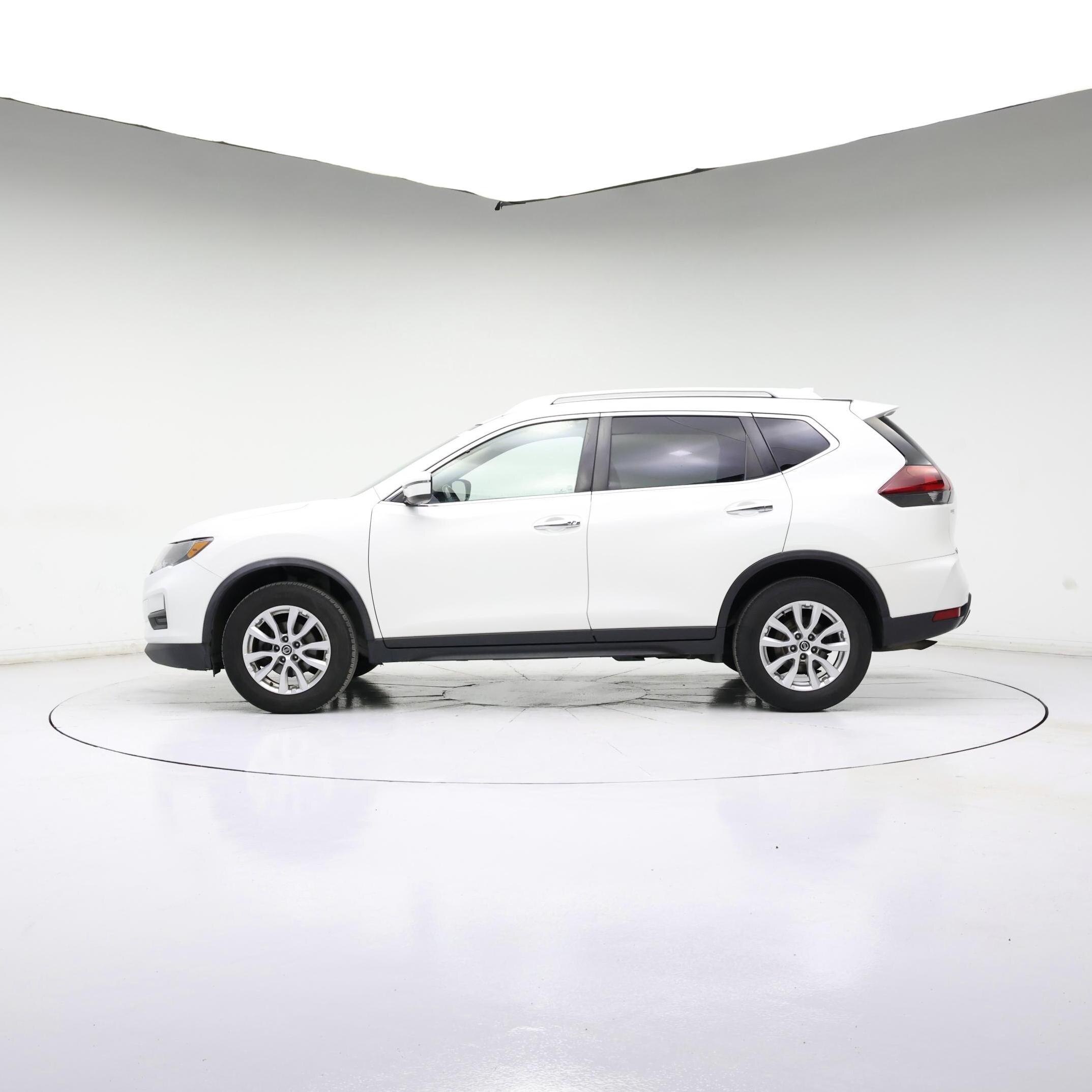 Thumbnail: 2019 Nissan Rogue - 3